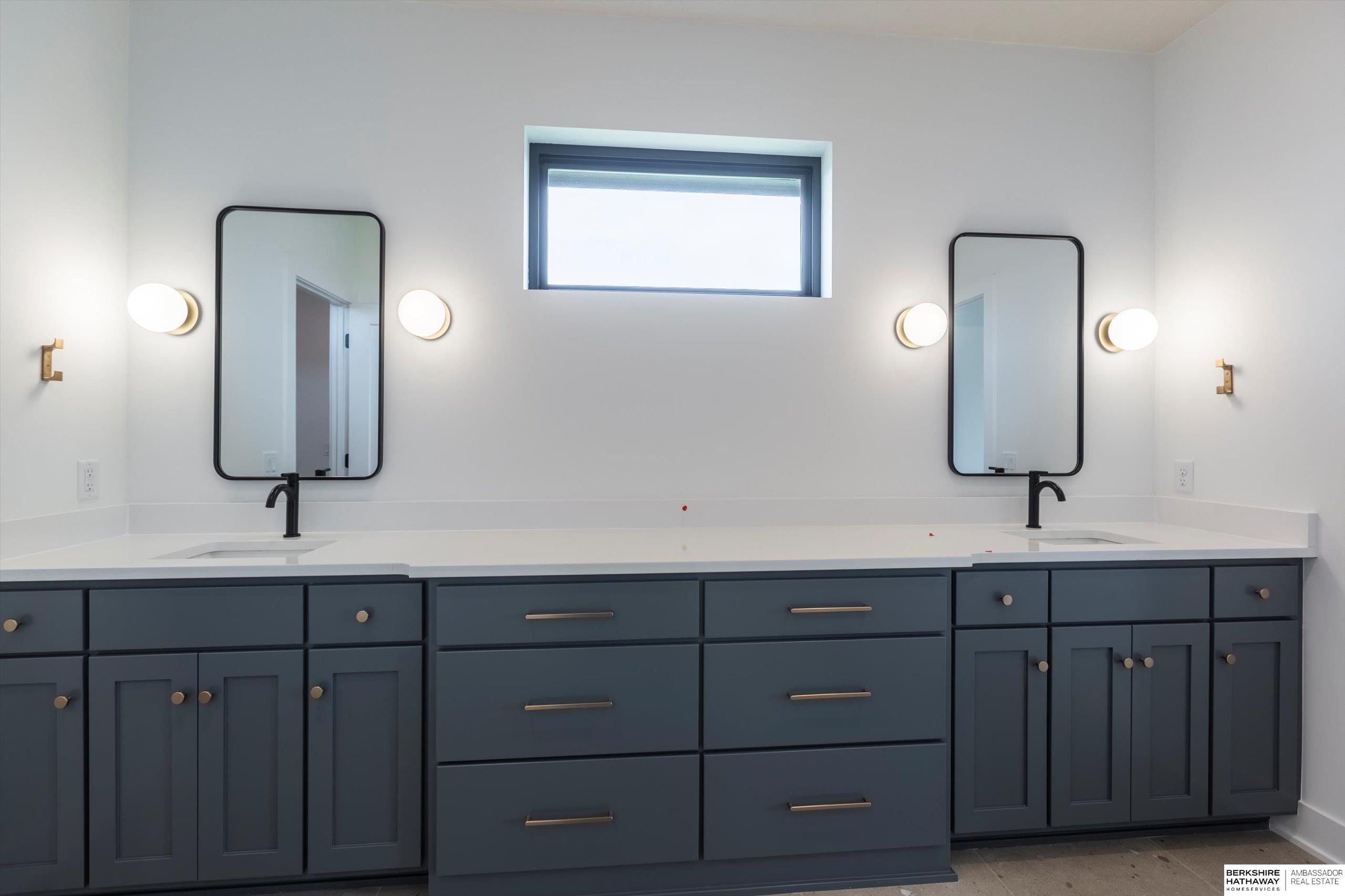 4505 N 213th Street, Omaha, NE, 68022