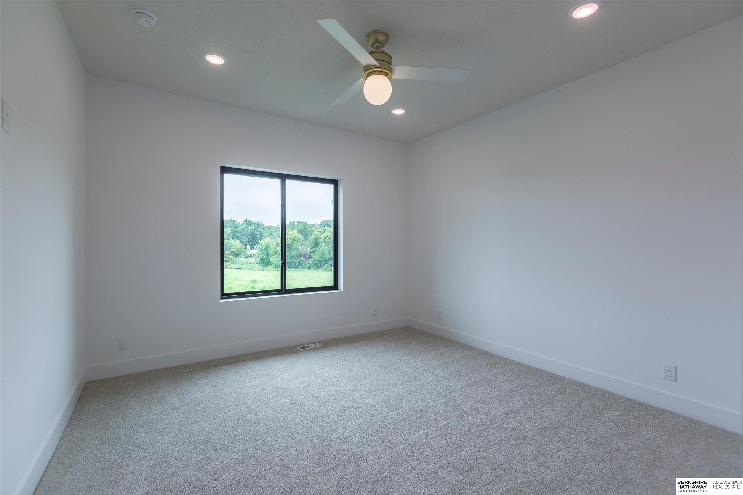 4505 N 213th Street, Omaha, NE, 68022