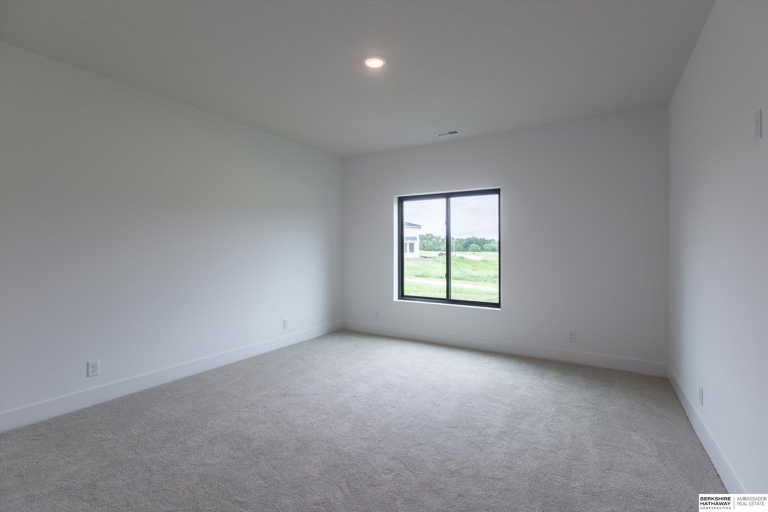 4505 N 213th Street, Omaha, NE, 68022