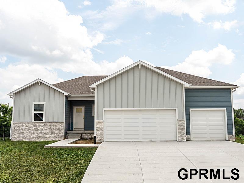 11312 N 161 Avenue, Bennington, NE, 68007