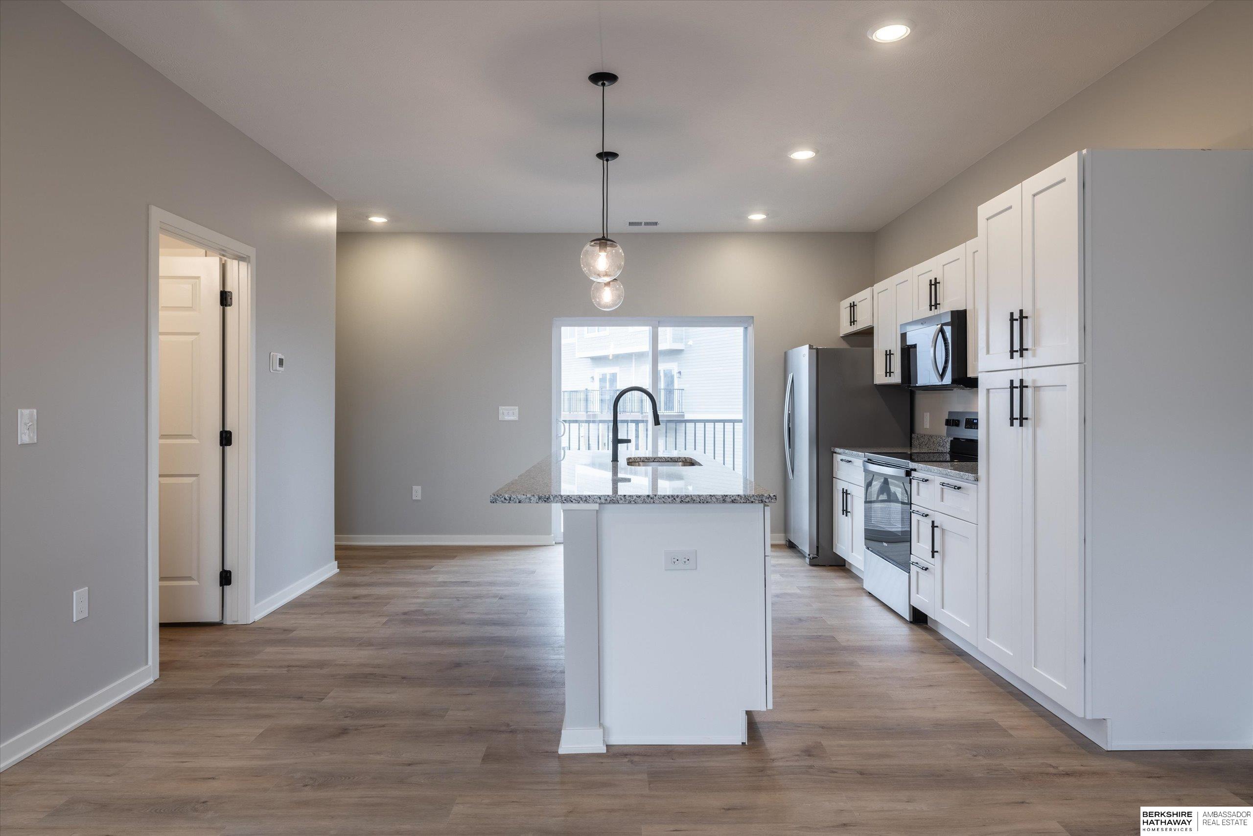 5407 208 Court, Elkhorn, NE, 68022