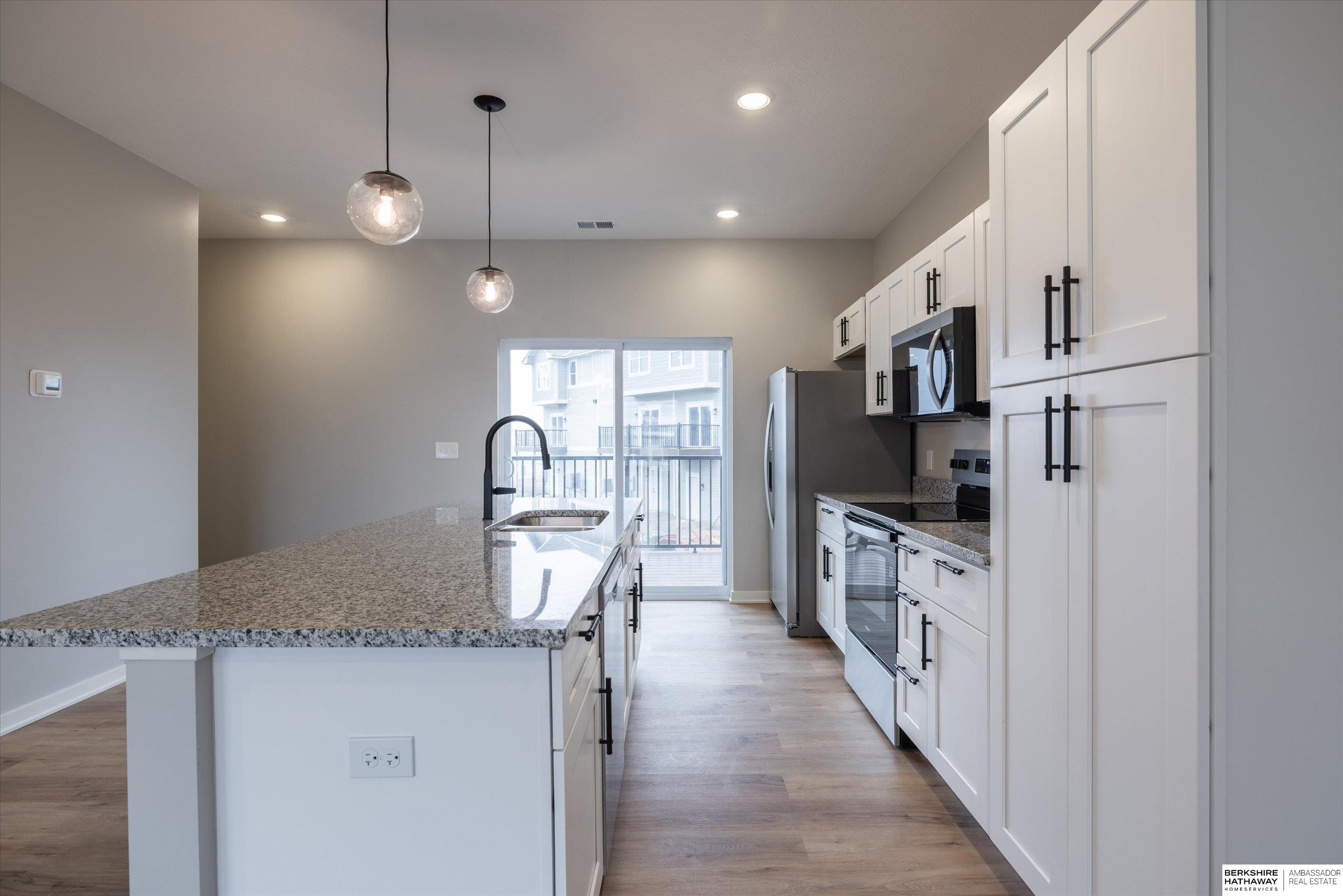 5407 208 Court, Elkhorn, NE, 68022