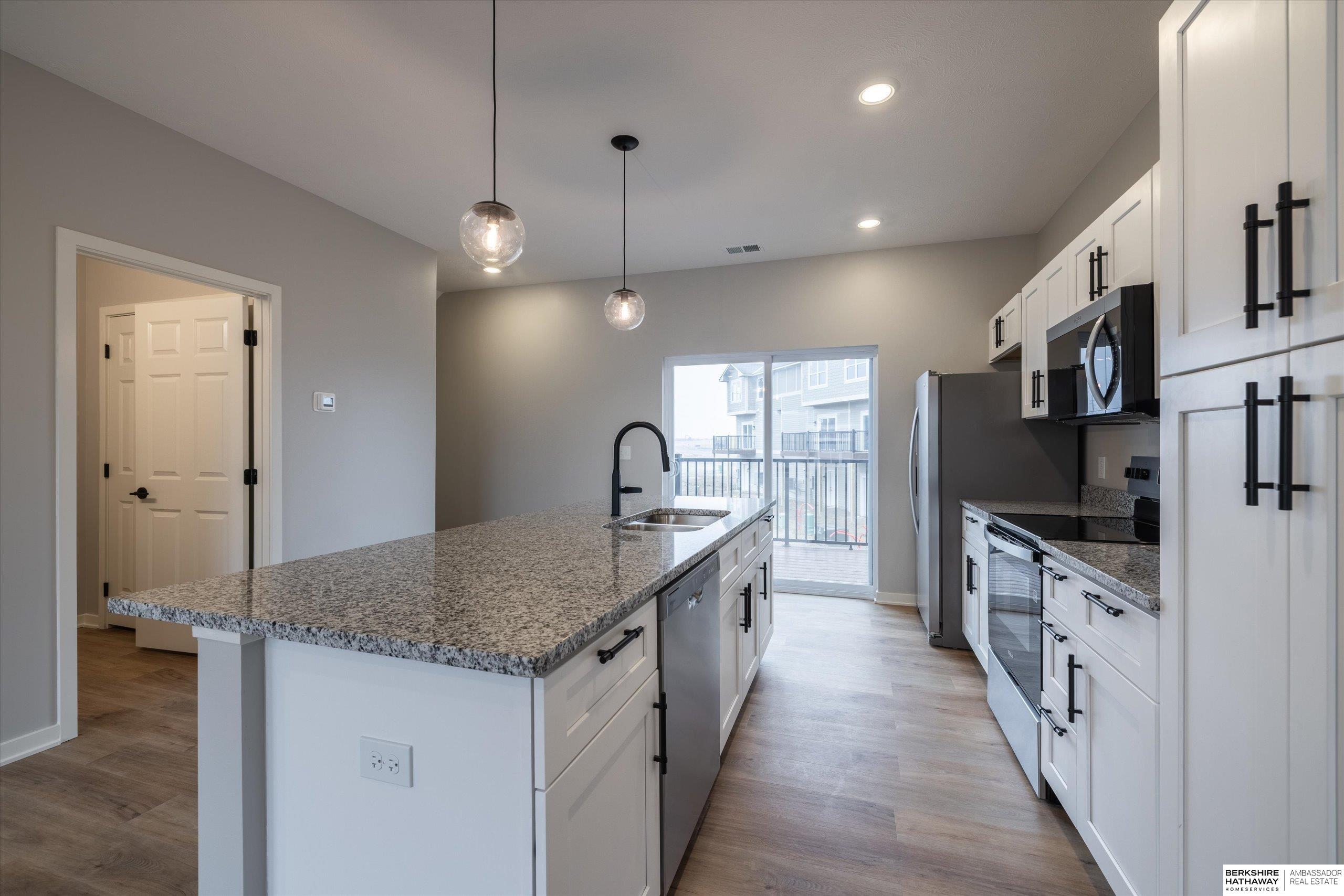 5407 208 Court, Elkhorn, NE, 68022