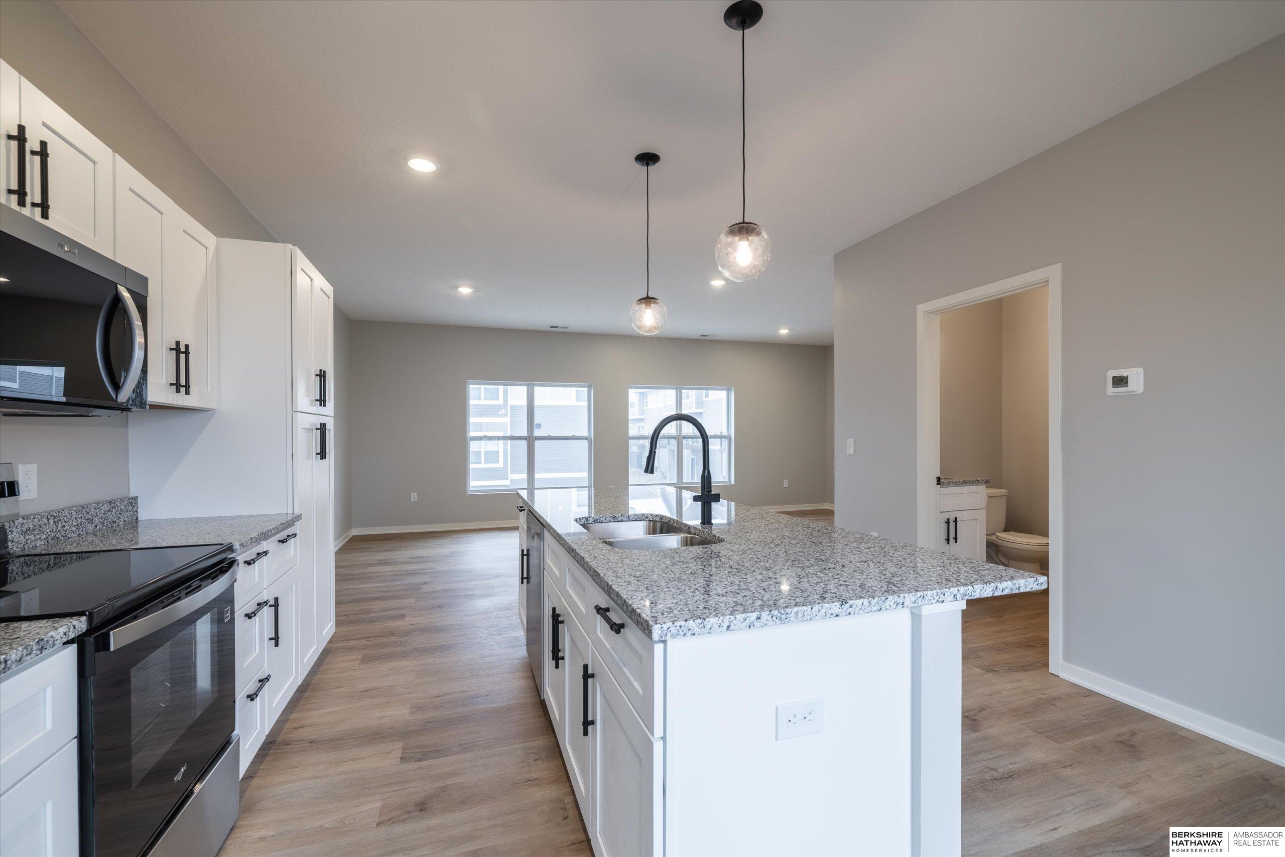 5407 208 Court, Elkhorn, NE, 68022