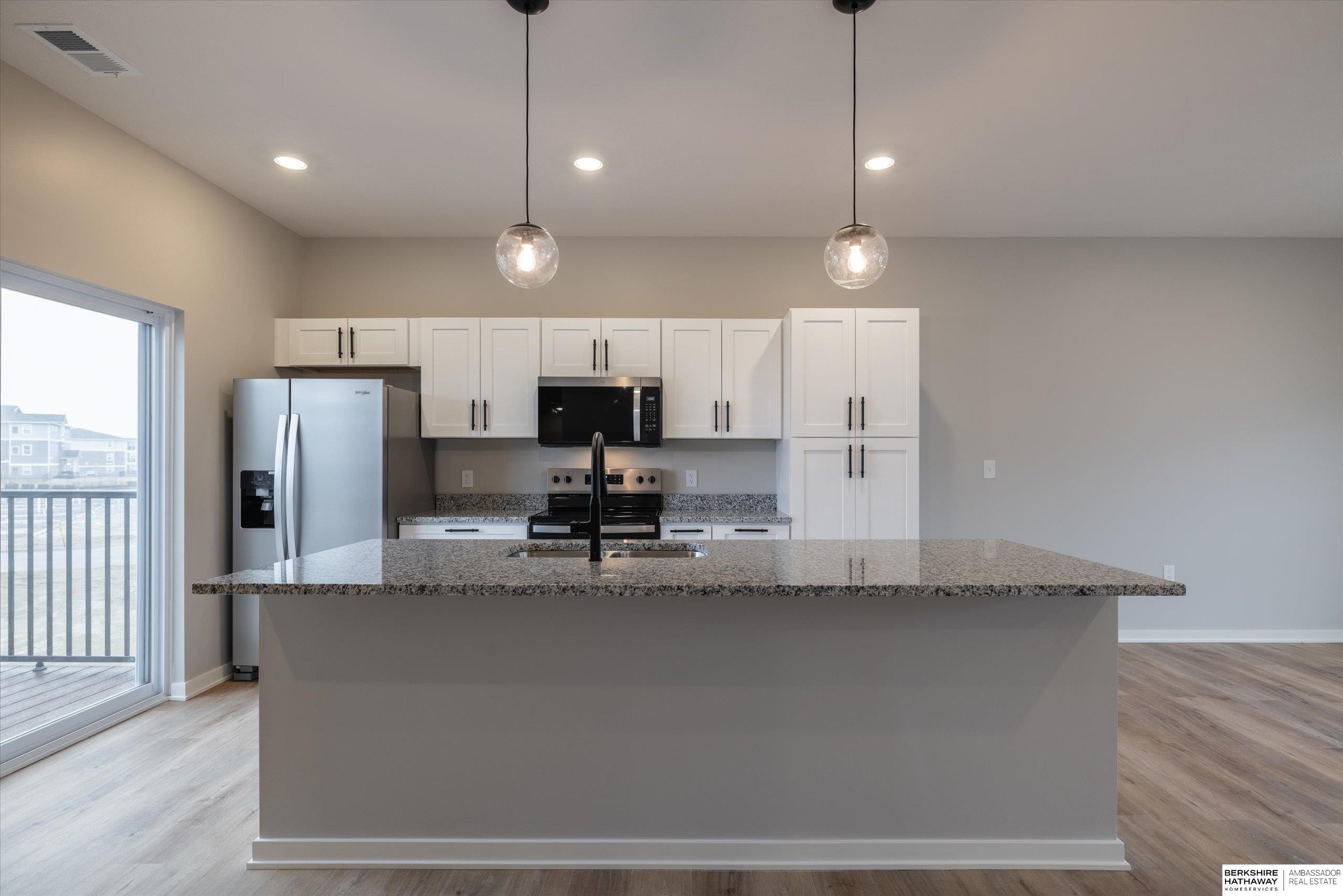 5407 208 Court, Elkhorn, NE, 68022