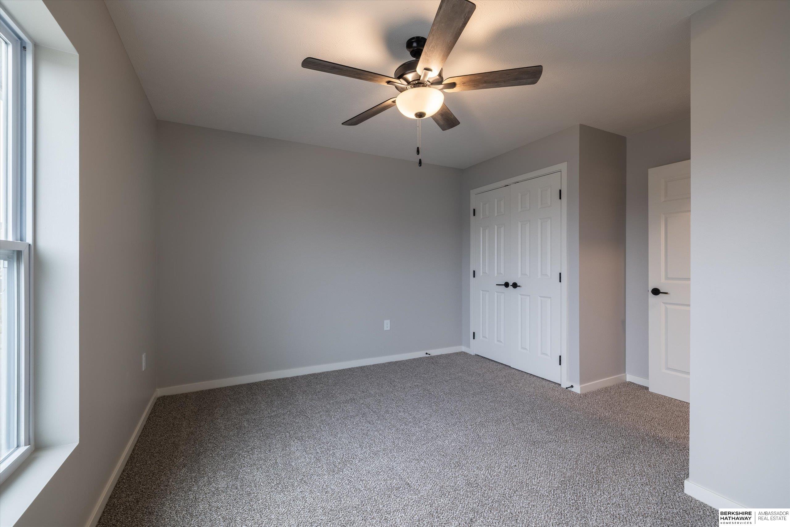 5407 208 Court, Elkhorn, NE, 68022