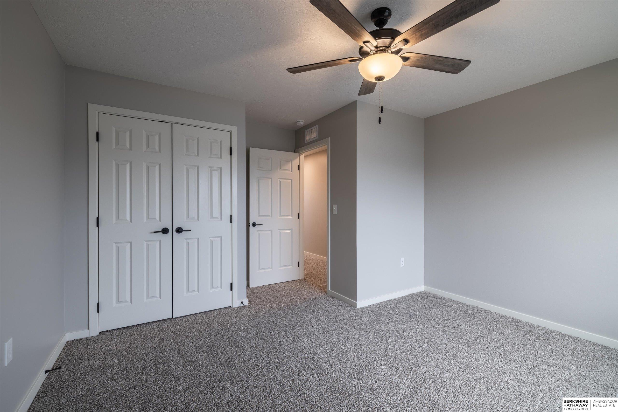 5407 208 Court, Elkhorn, NE, 68022