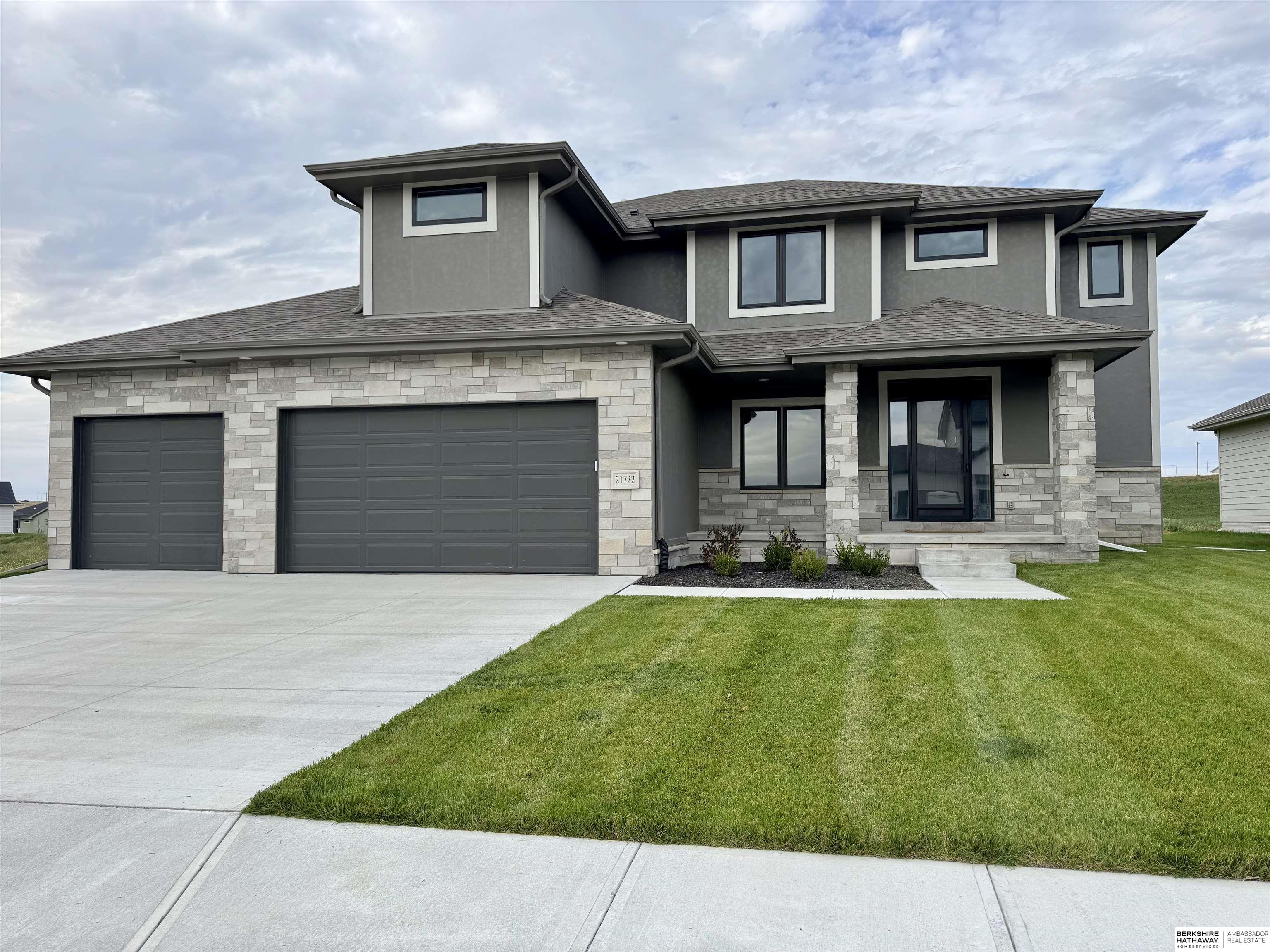 7906 193 Street, Gretna, NE, 68028