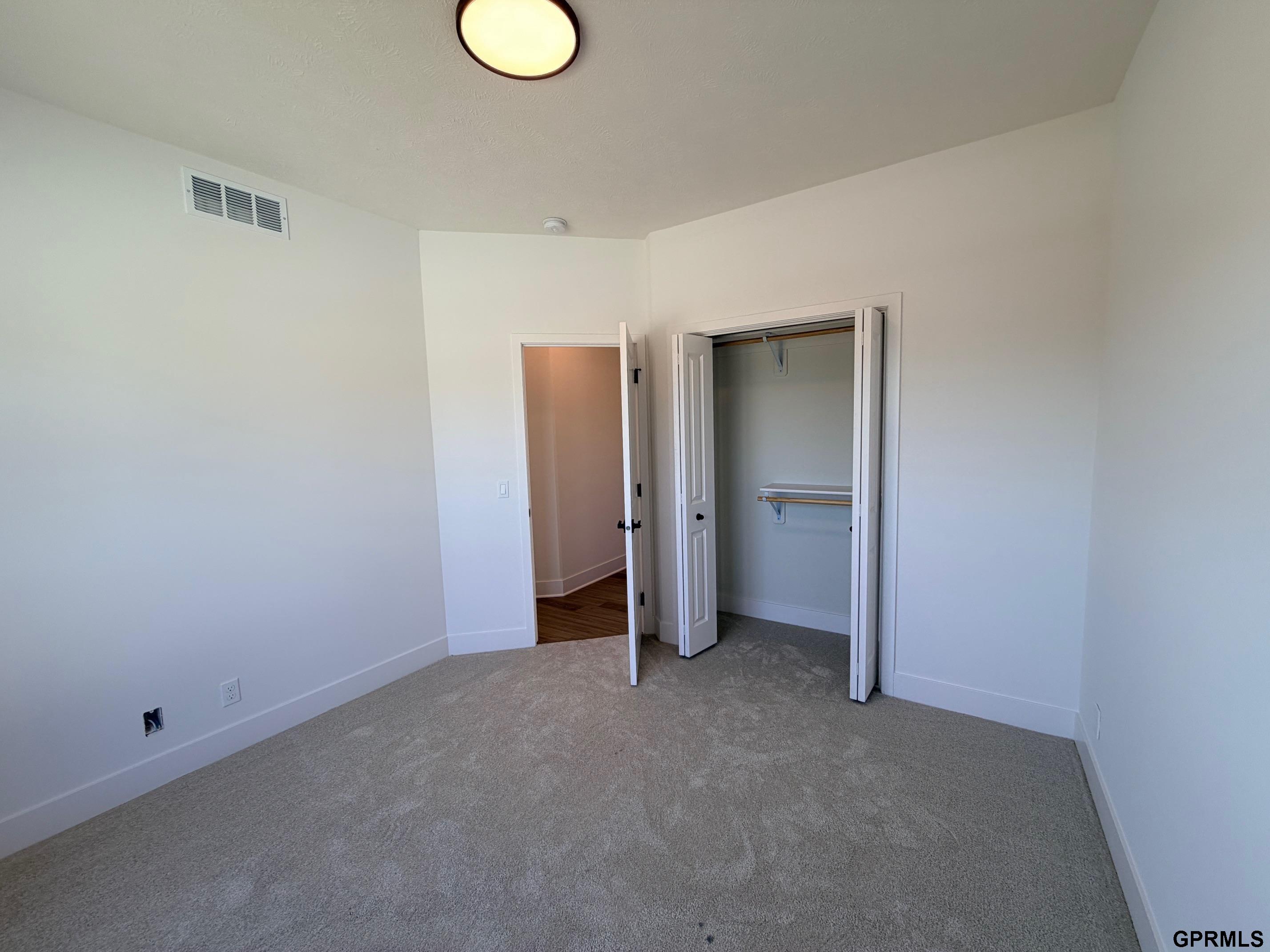 7710 198TH Avenue, Gretna, NE, 68028