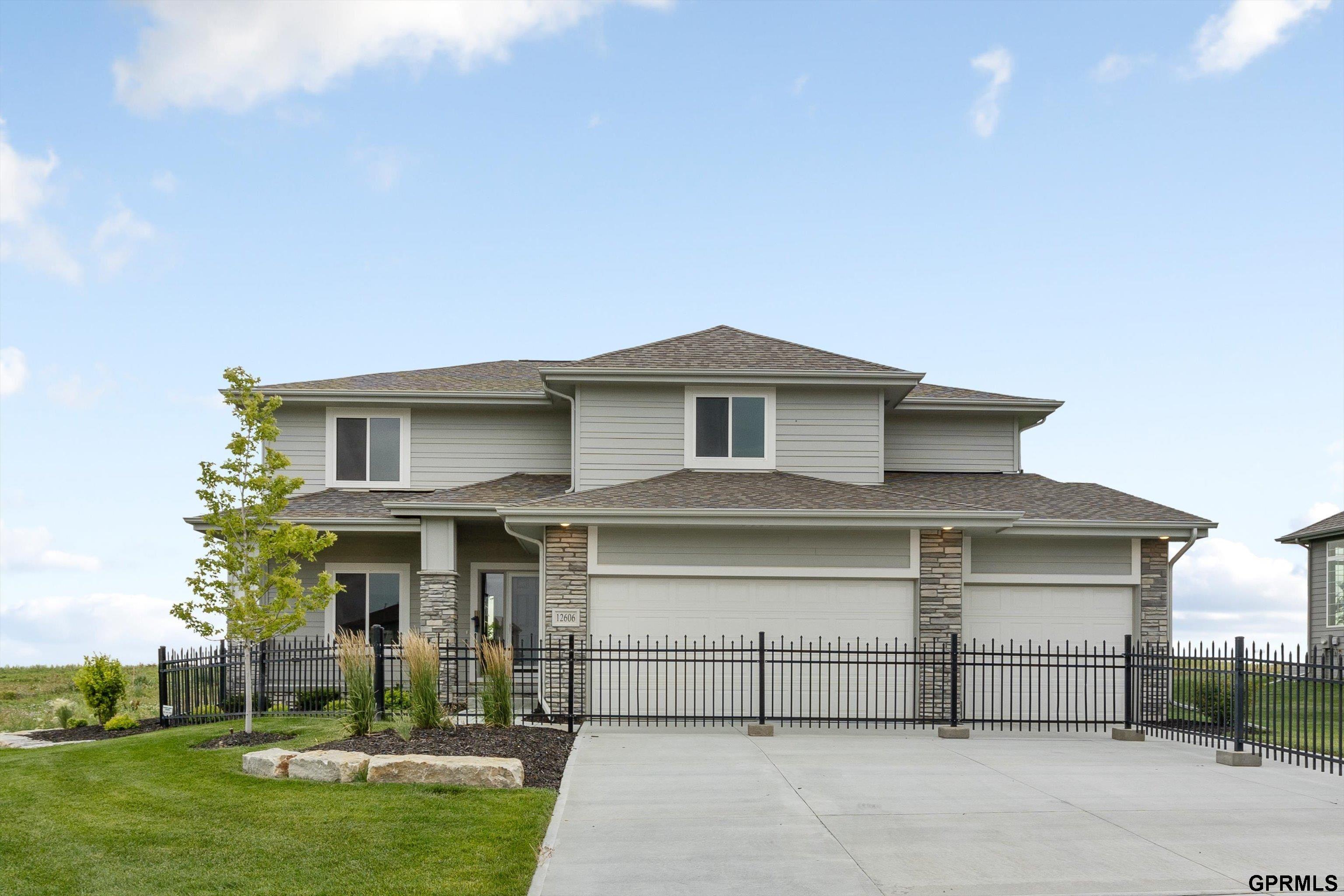 12606 Glenn Street, Papillion, Nebraska image 1