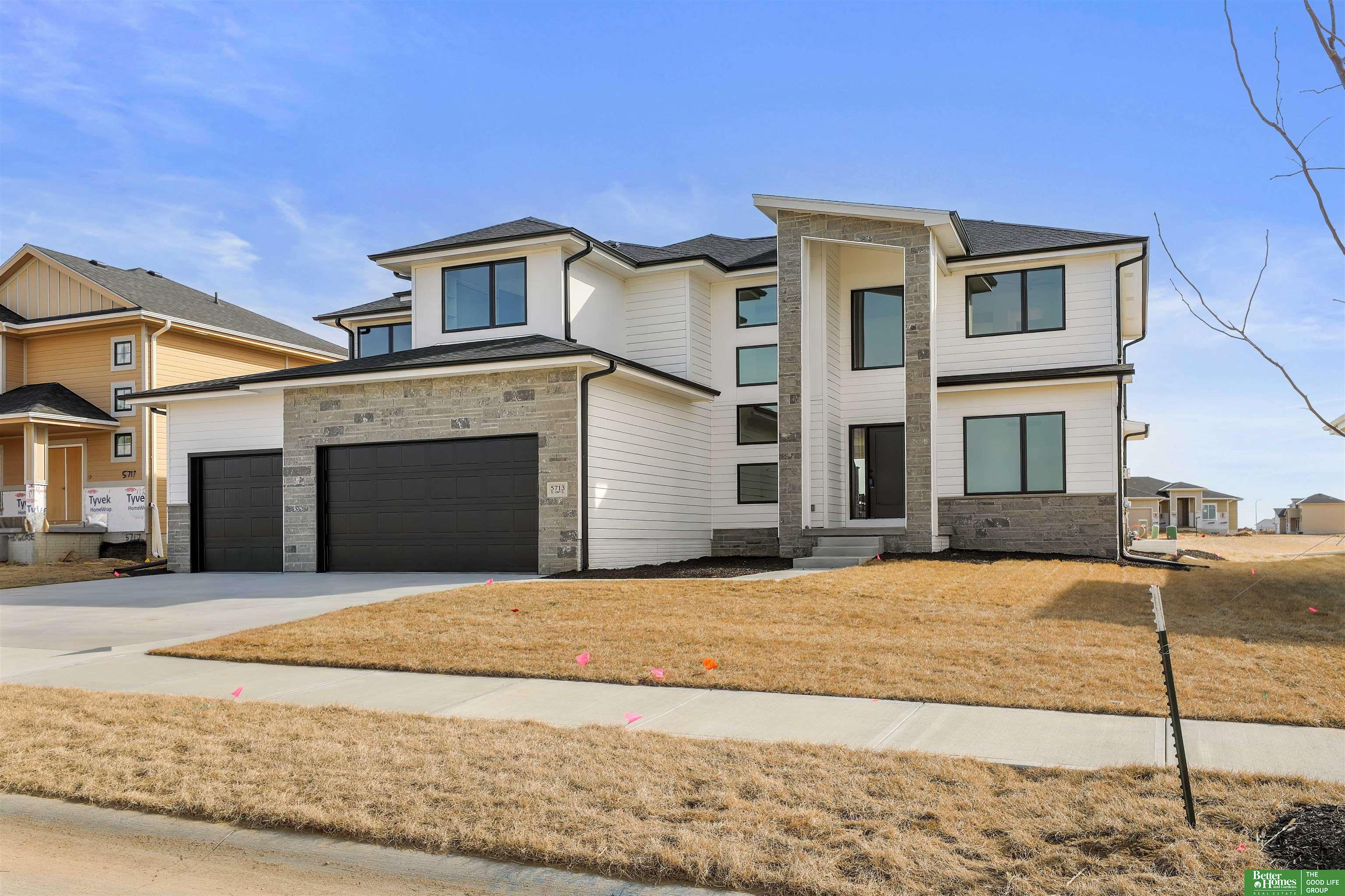 5713 N 198th Street, Elkhorn, NE, 68022