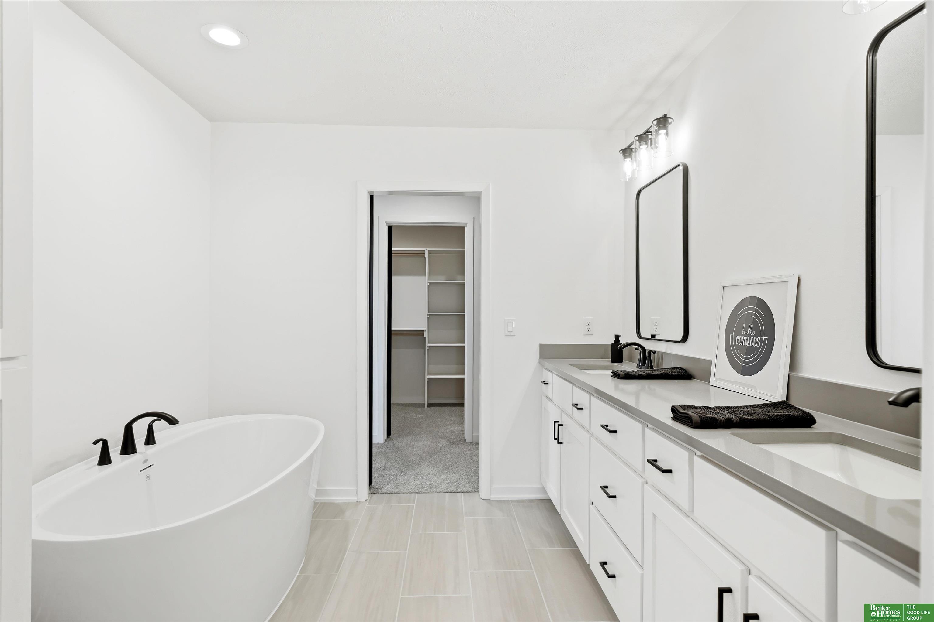 5713 N 198th Street, Elkhorn, NE, 68022