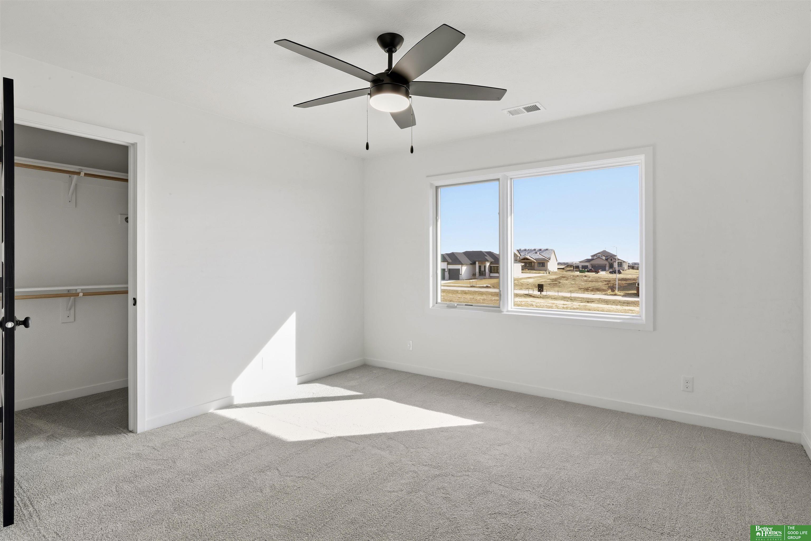 5713 N 198th Street, Elkhorn, NE, 68022