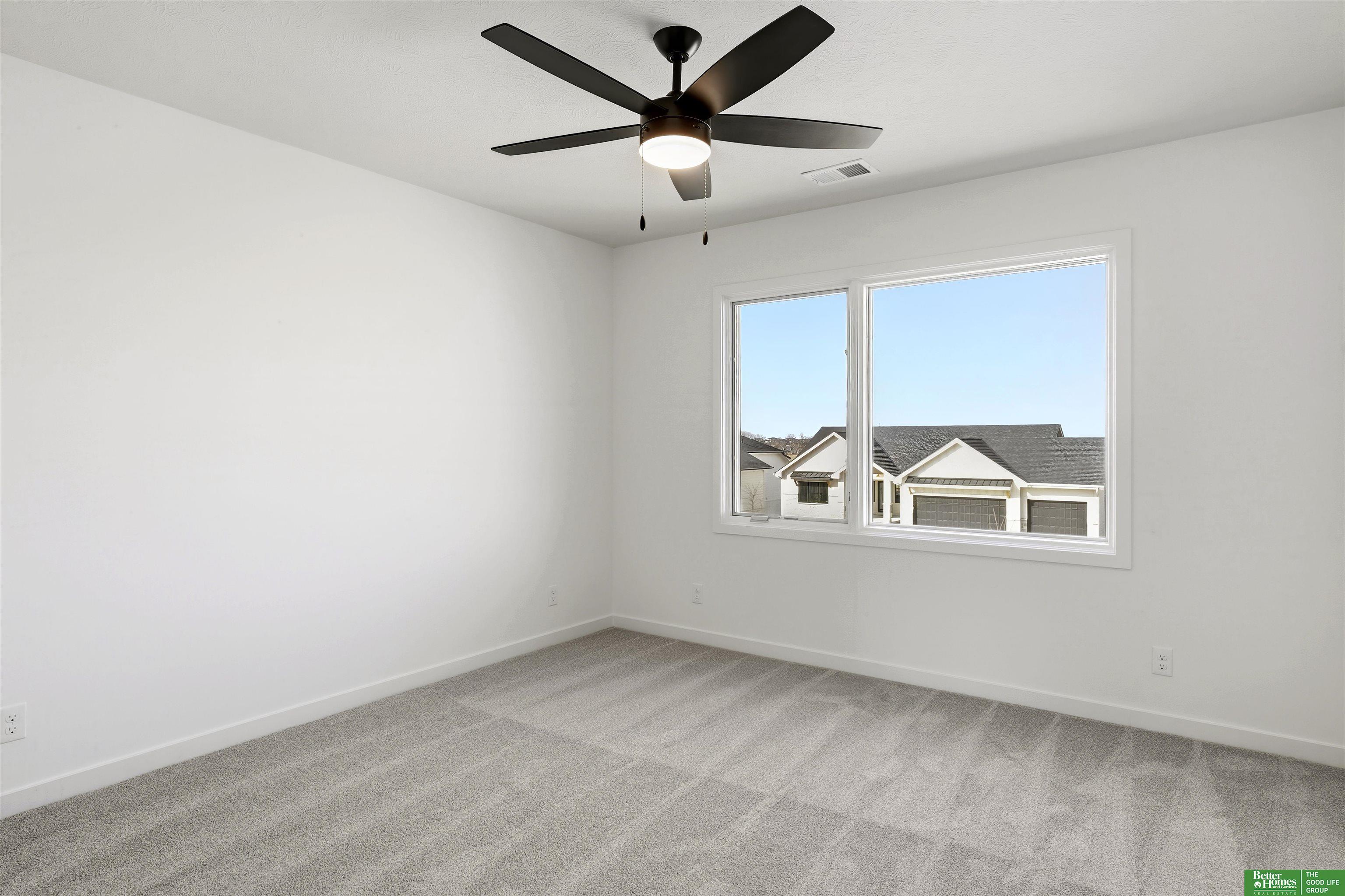 5713 N 198th Street, Elkhorn, NE, 68022