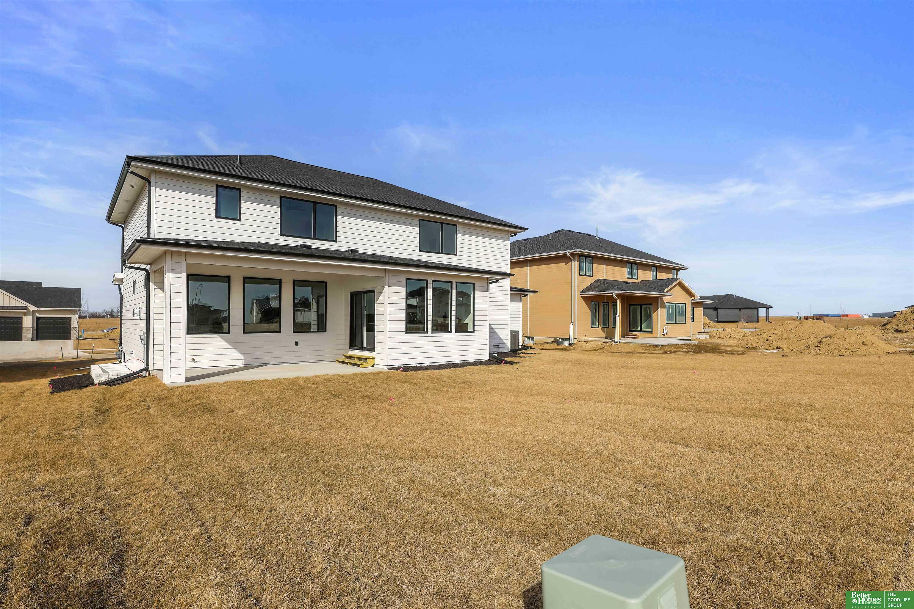 5713 N 198th Street, Elkhorn, NE, 68022