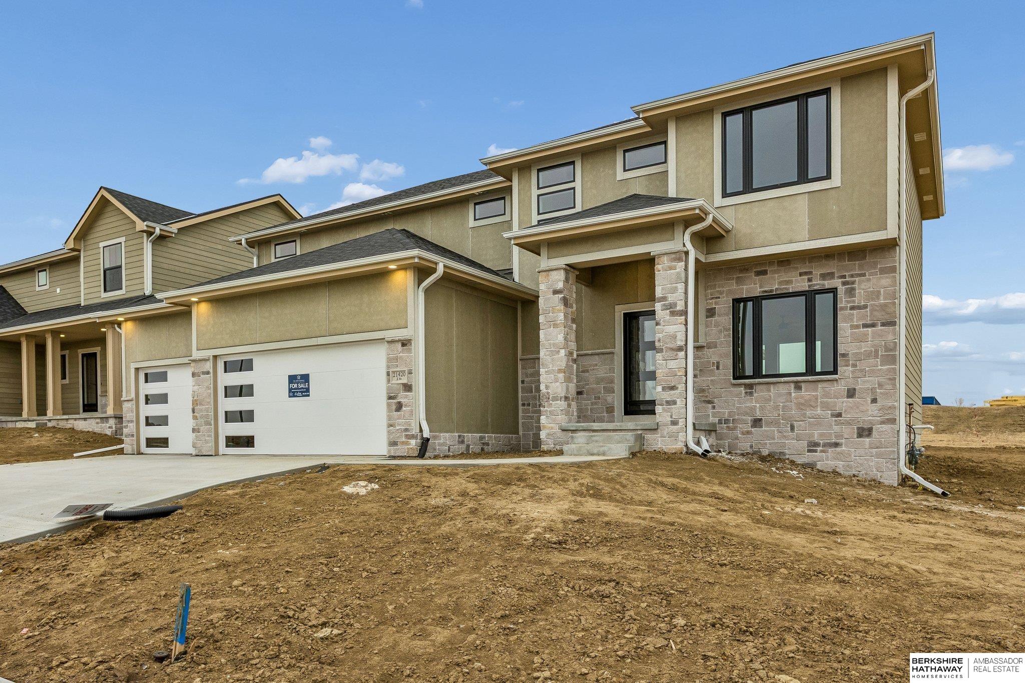 21420 Z Street, Elkhorn, NE, 68022