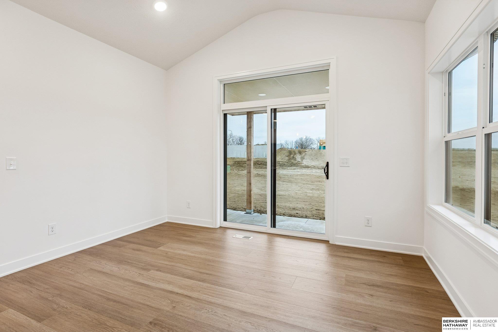 21420 Z Street, Elkhorn, NE, 68022