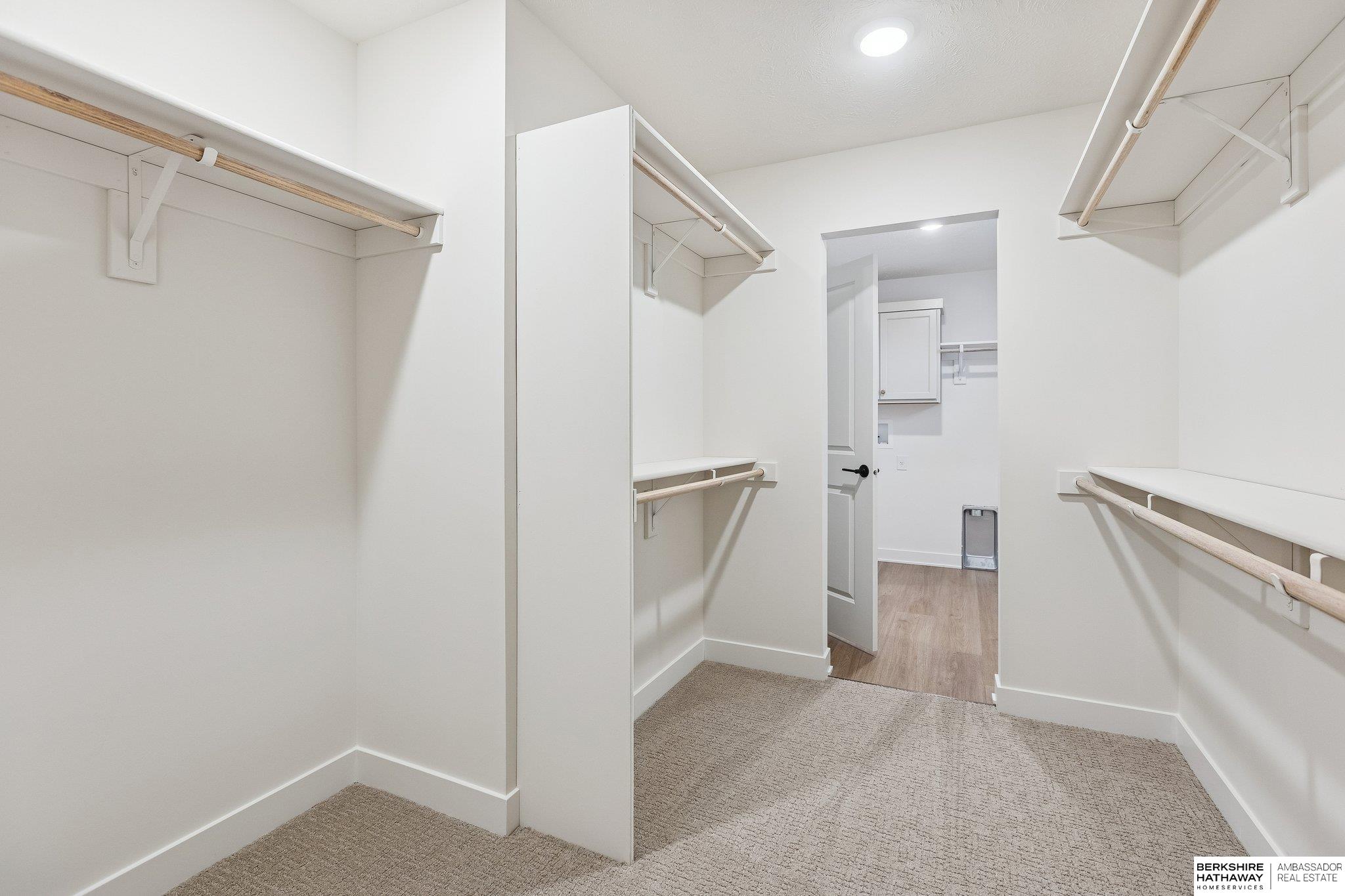 21420 Z Street, Elkhorn, NE, 68022