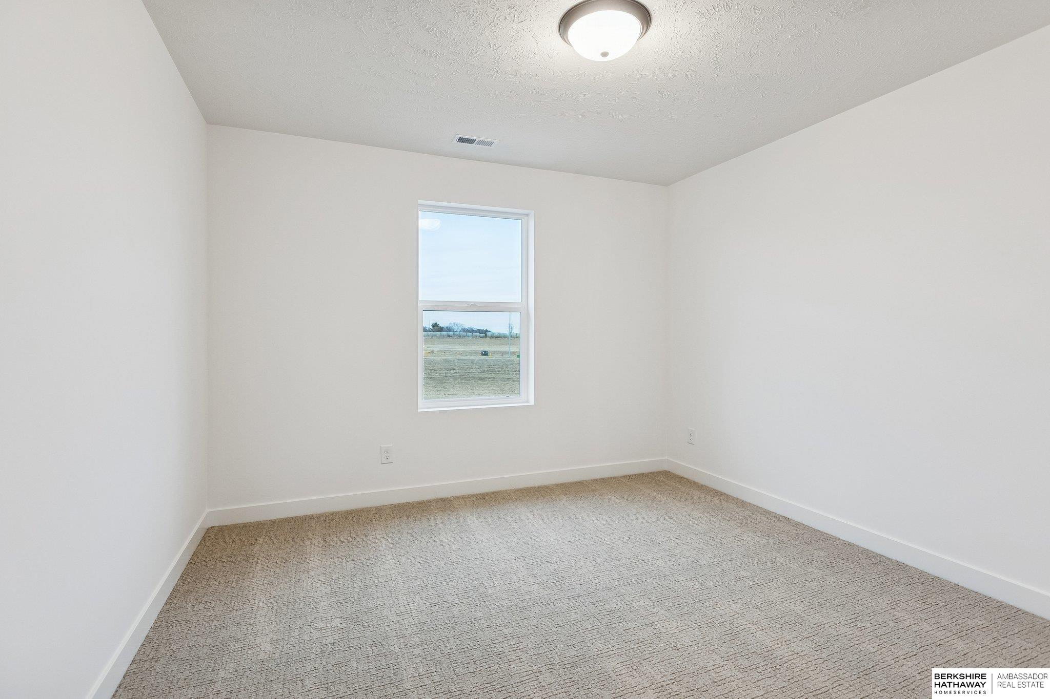 21420 Z Street, Elkhorn, NE, 68022