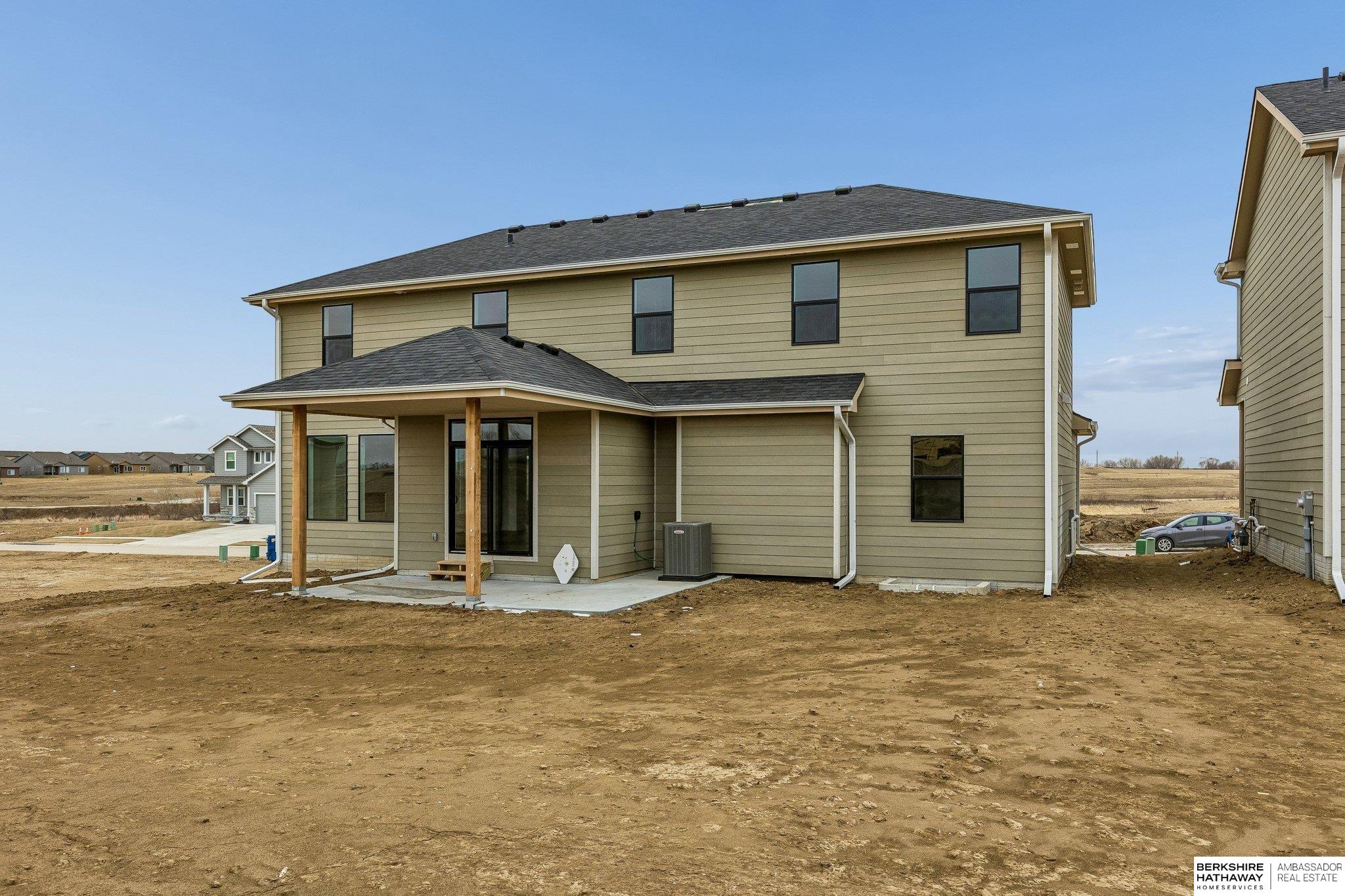 21420 Z Street, Elkhorn, NE, 68022