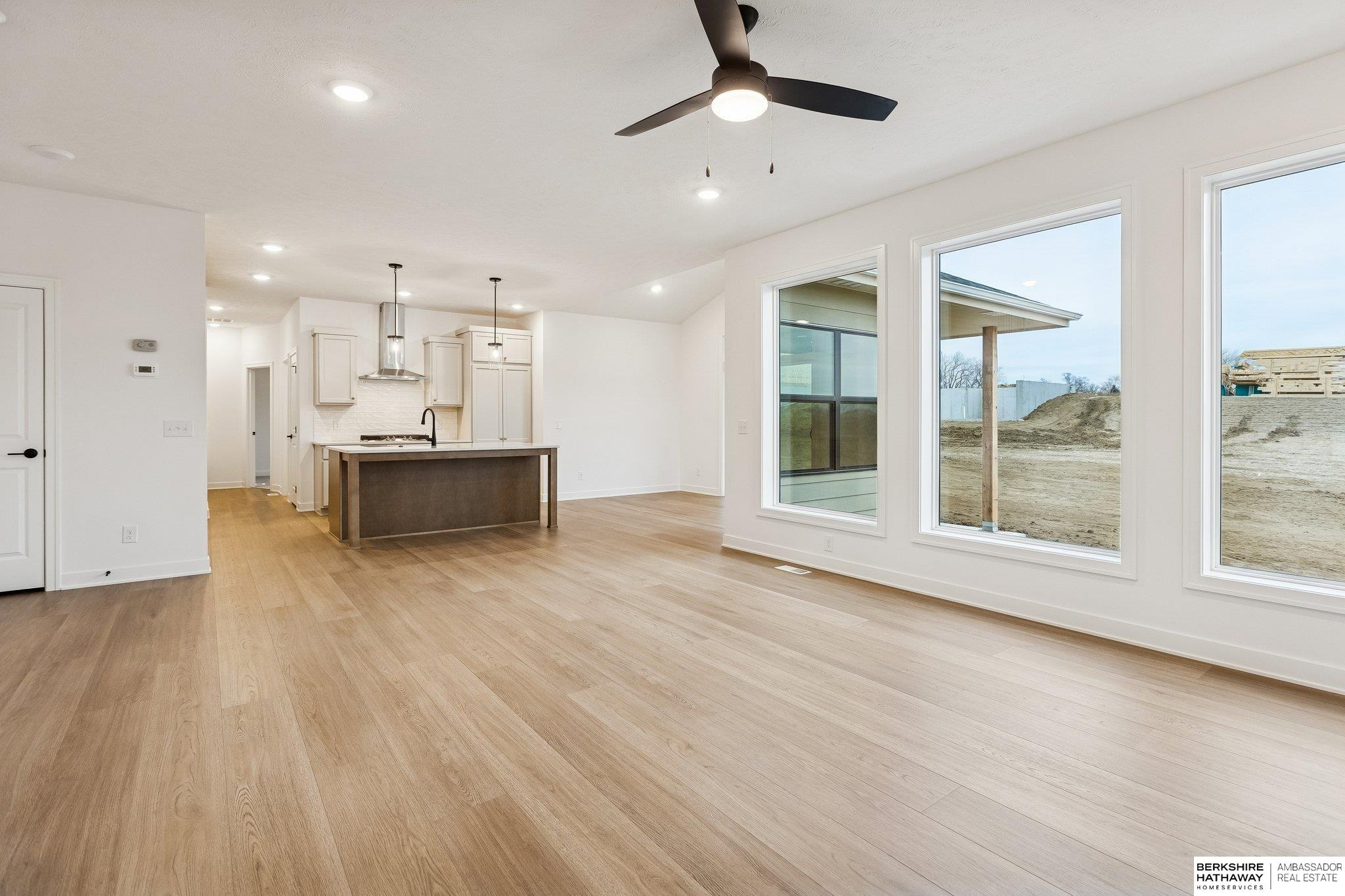 21420 Z Street, Elkhorn, NE, 68022