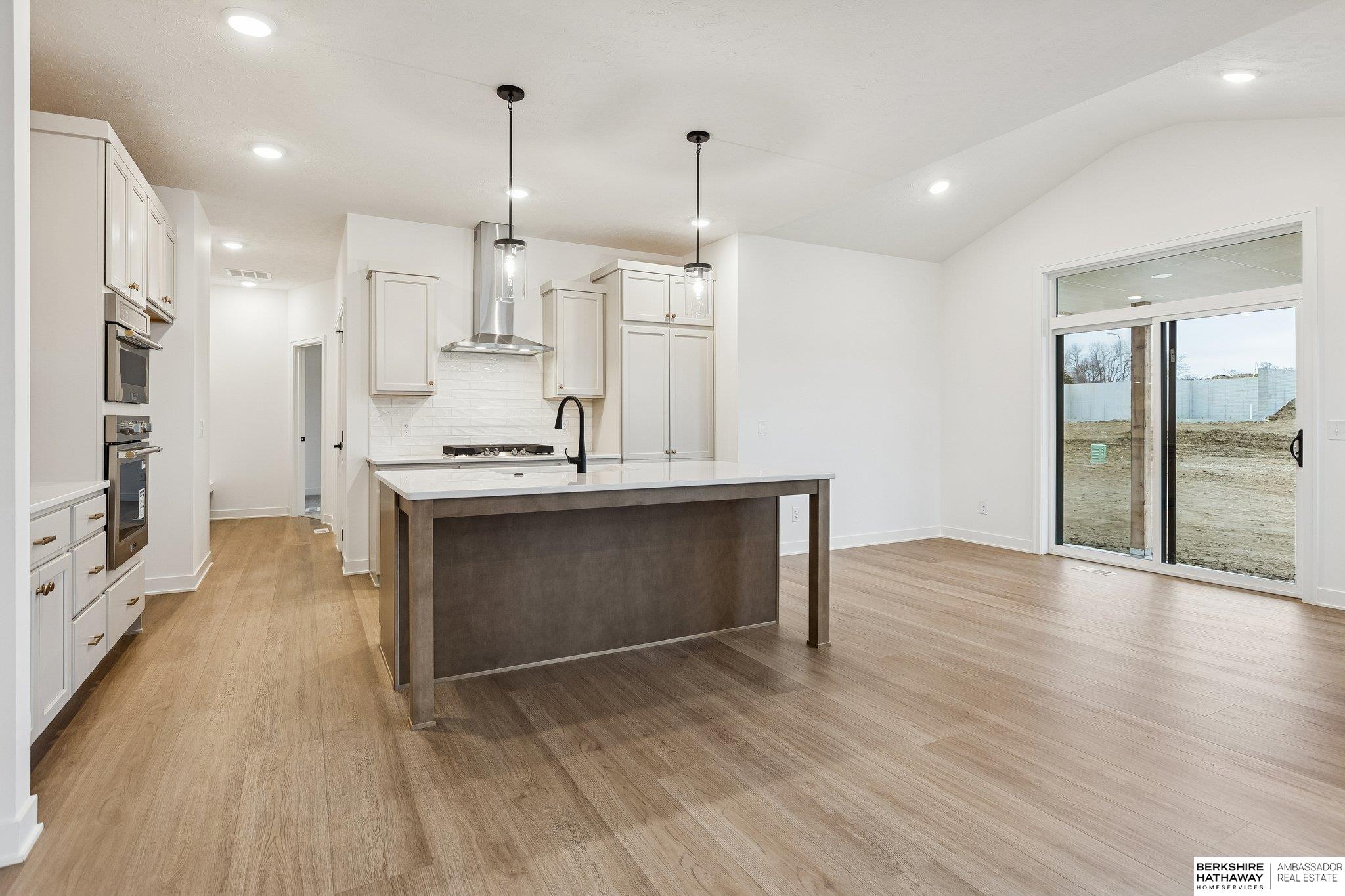 21420 Z Street, Elkhorn, NE, 68022