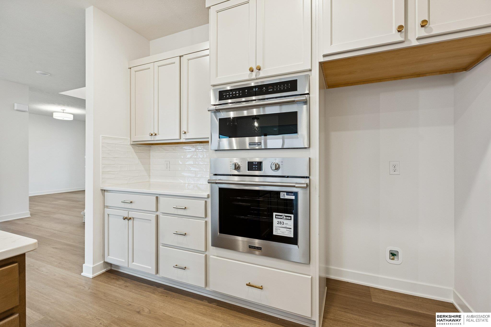 21420 Z Street, Elkhorn, NE, 68022