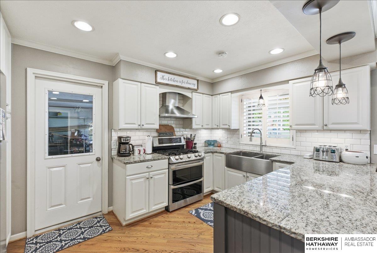 444 Skyline Drive, Elkhorn, NE, 68022