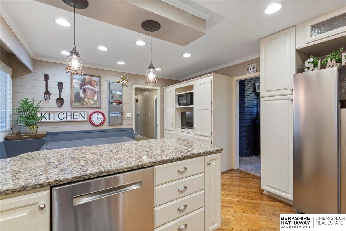 444 Skyline Drive, Elkhorn, NE, 68022