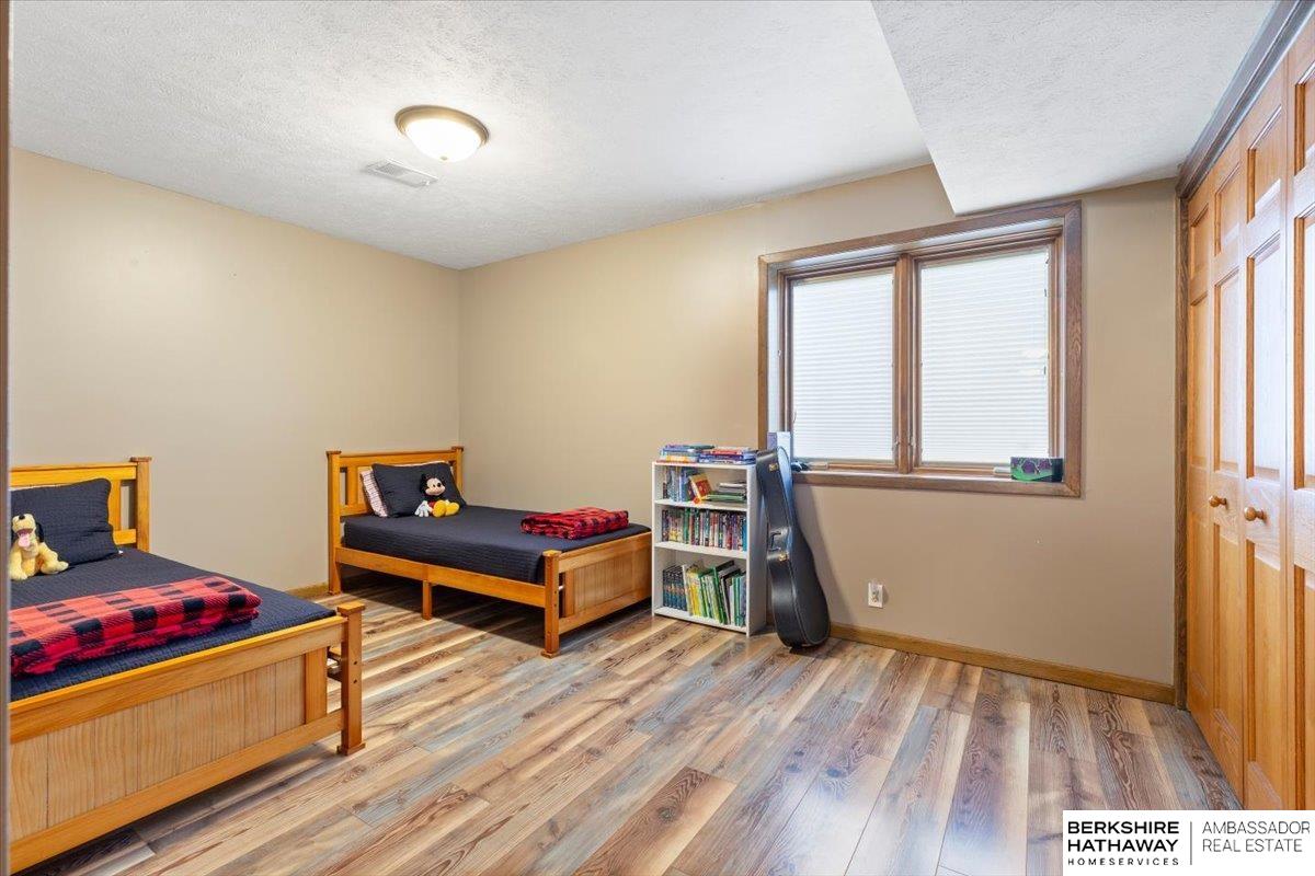 444 Skyline Drive, Elkhorn, NE, 68022