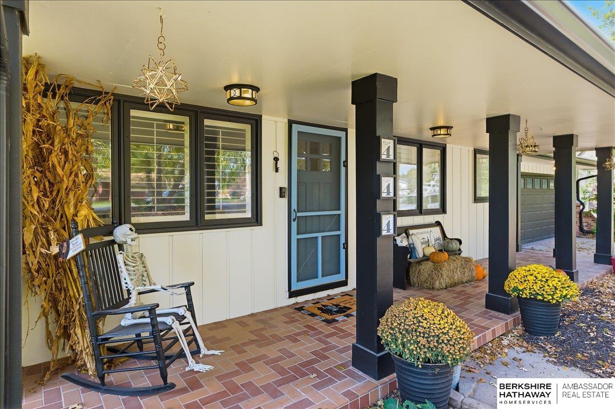 444 Skyline Drive, Elkhorn, NE, 68022