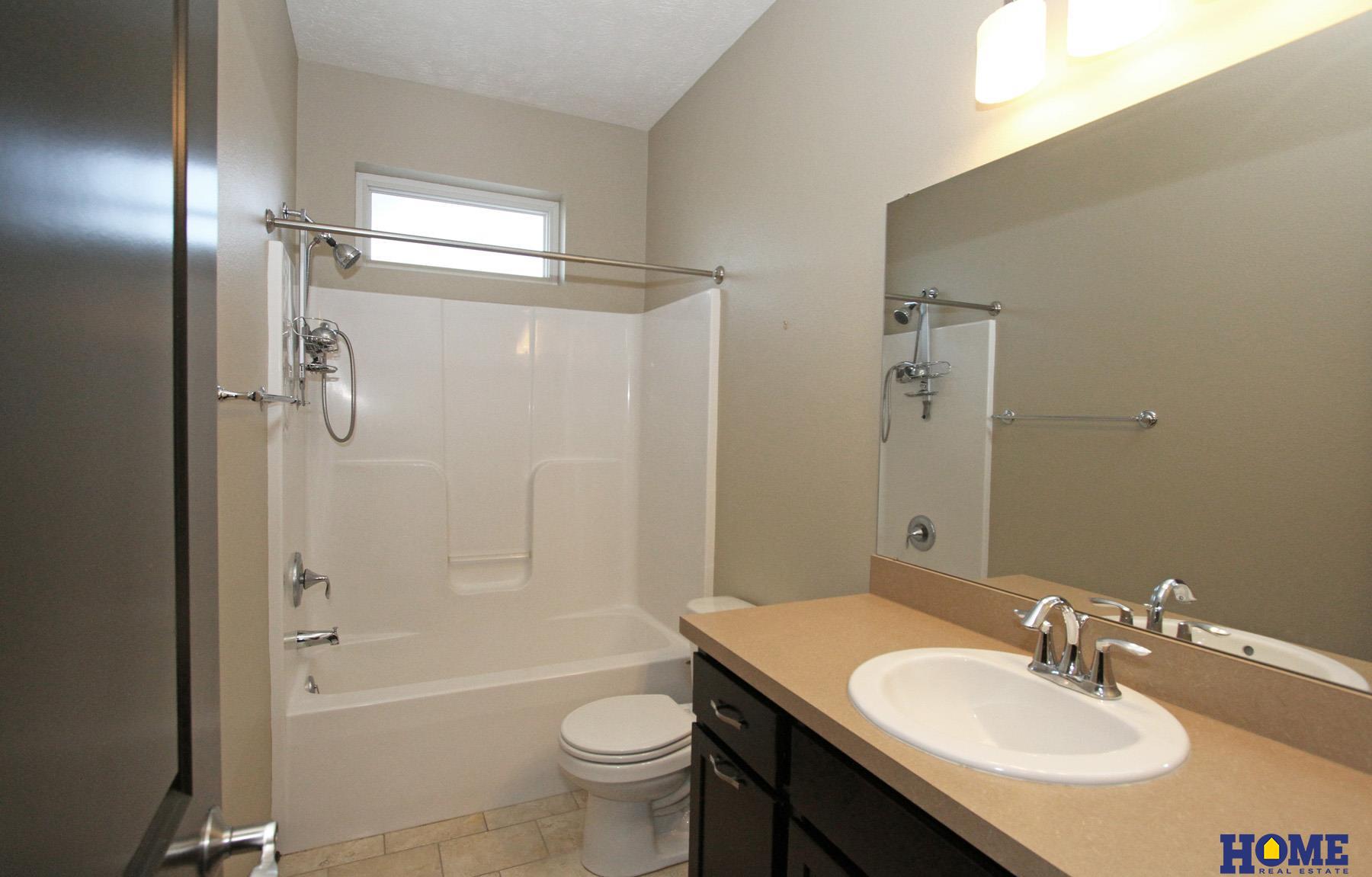 7377 Yankee Woods Drive, Lincoln, NE, 68516