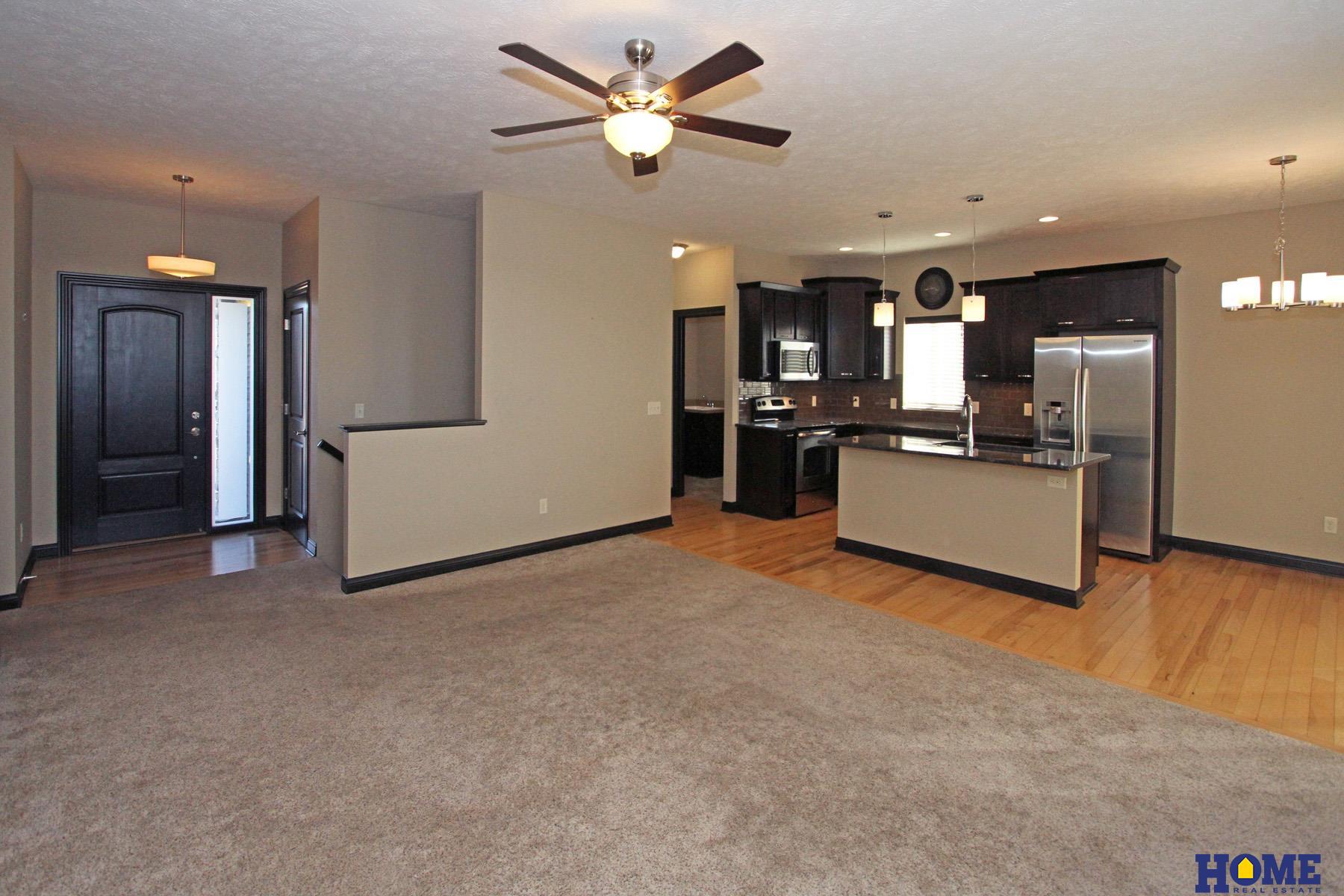 7377 Yankee Woods Drive, Lincoln, NE, 68516