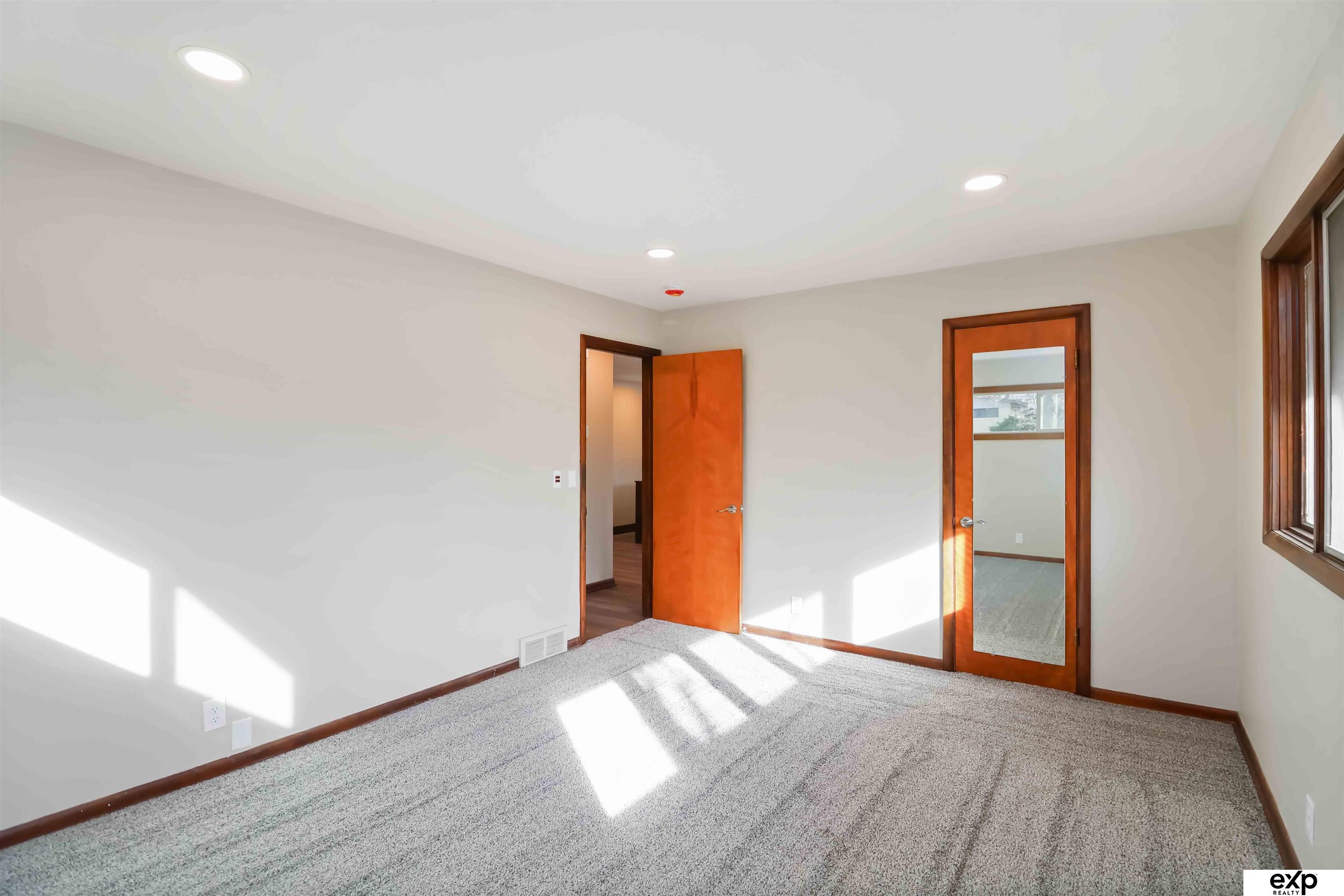 728 Eastridge Drive, Lincoln, NE, 68510