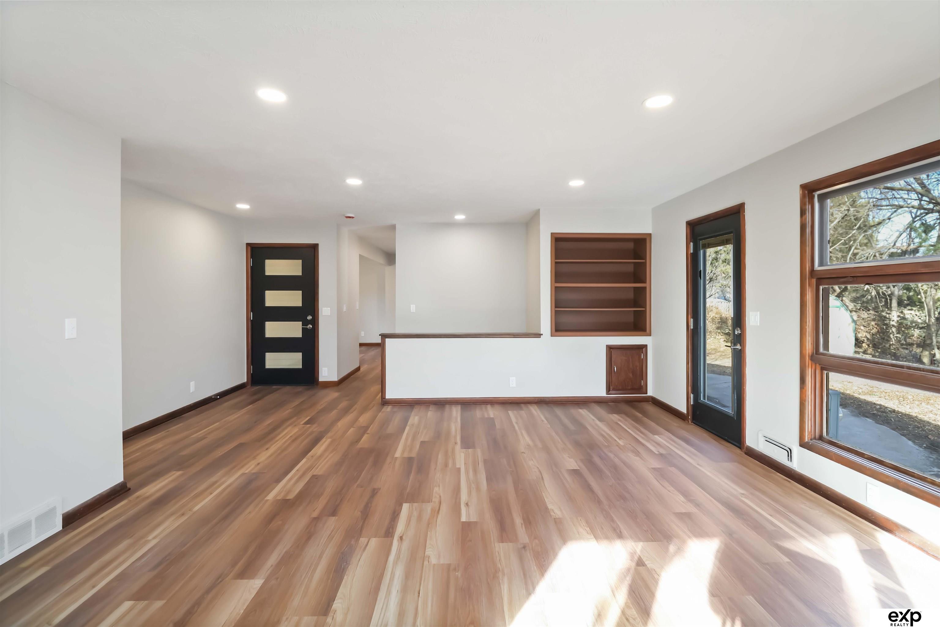 728 Eastridge Drive, Lincoln, NE, 68510