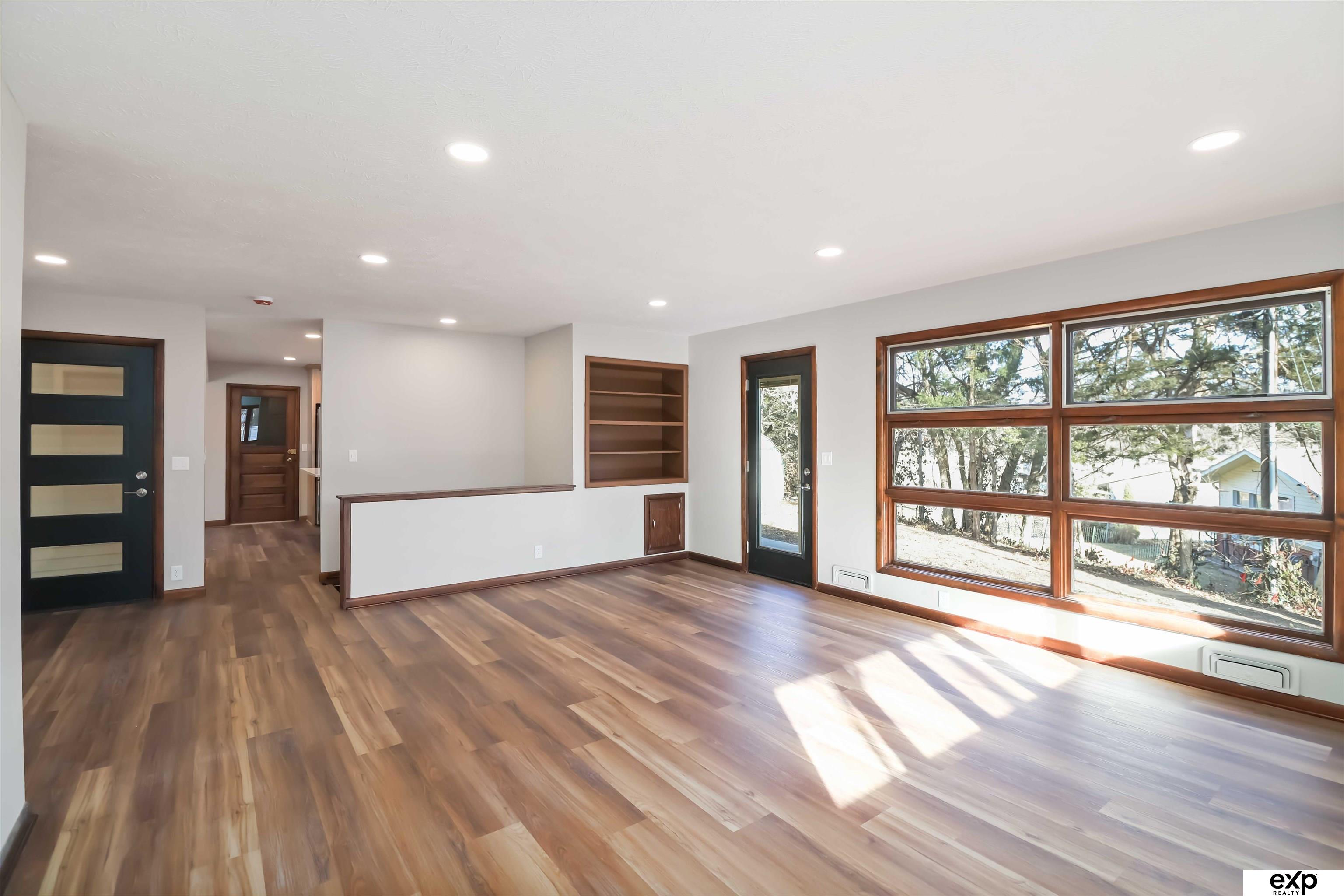 728 Eastridge Drive, Lincoln, NE, 68510