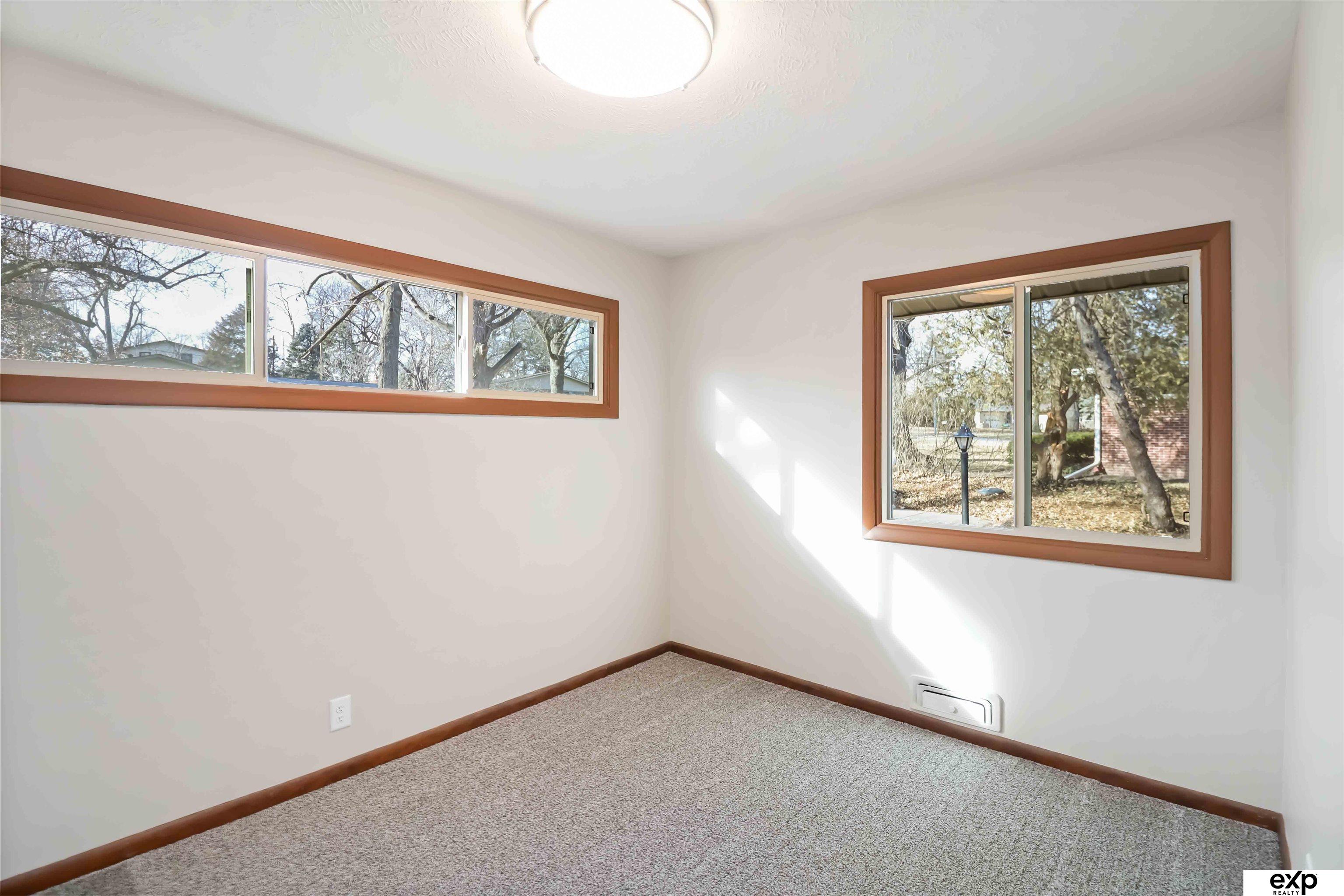 728 Eastridge Drive, Lincoln, NE, 68510