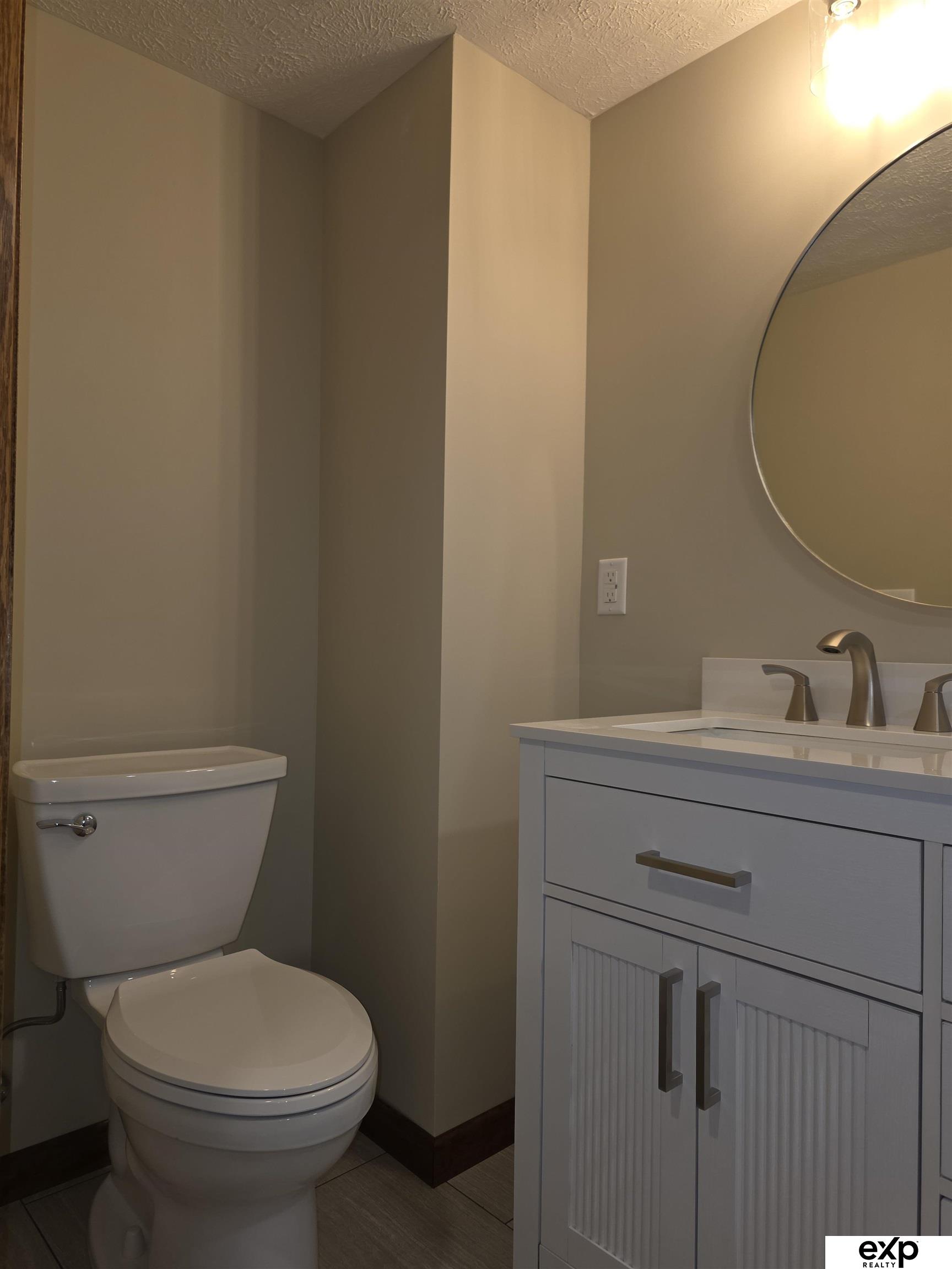 728 Eastridge Drive, Lincoln, NE, 68510