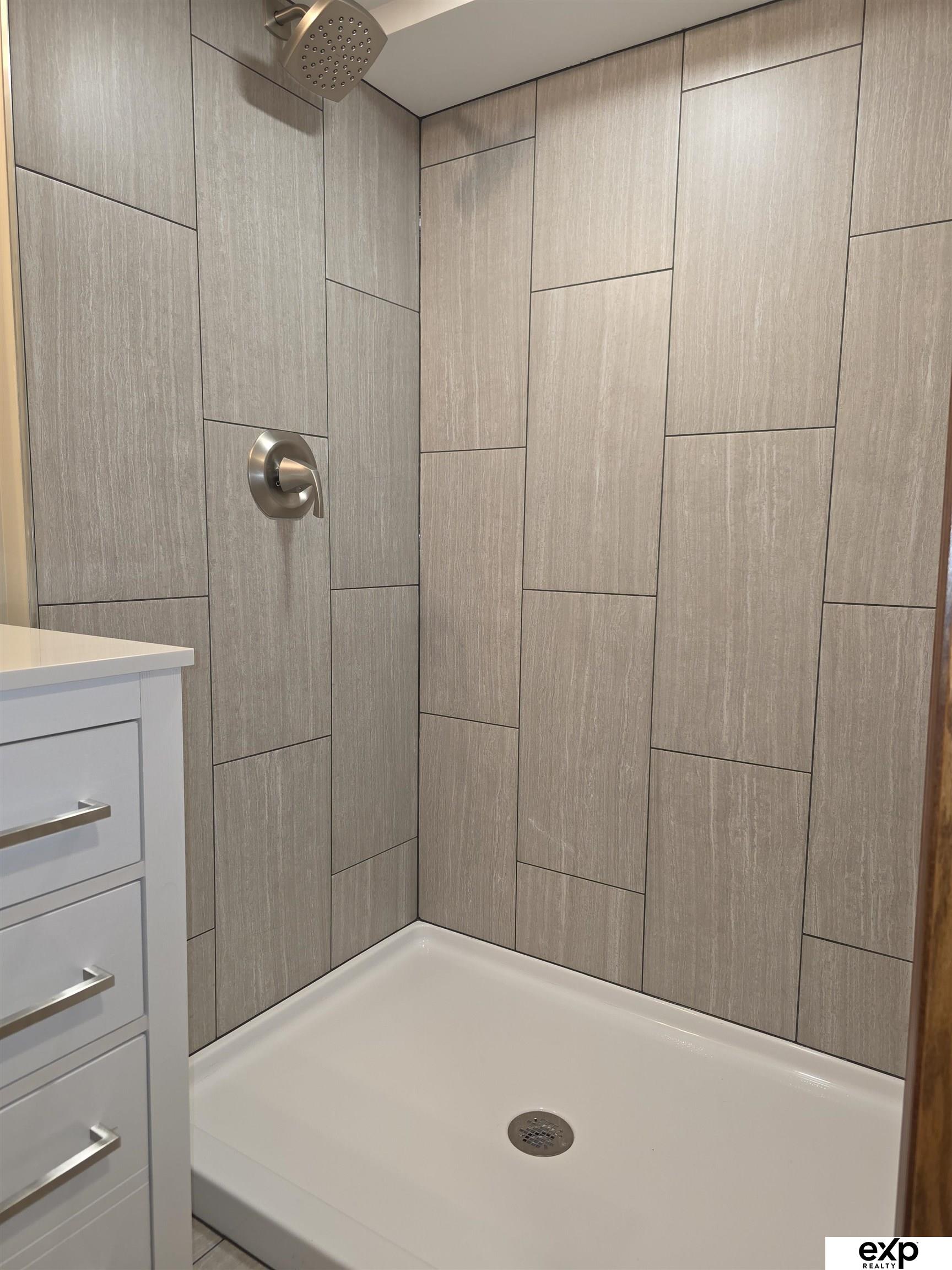 728 Eastridge Drive, Lincoln, NE, 68510