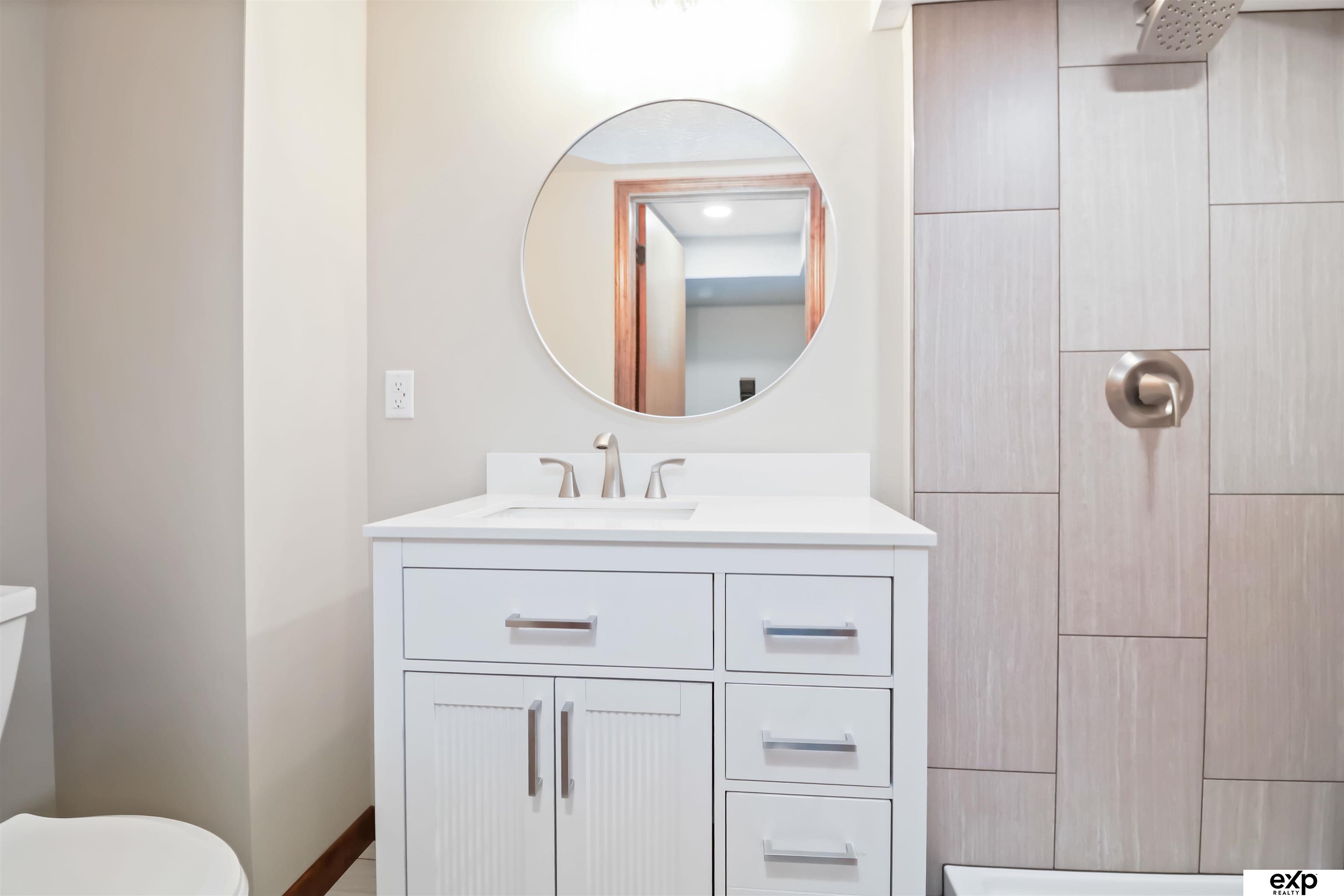 728 Eastridge Drive, Lincoln, NE, 68510