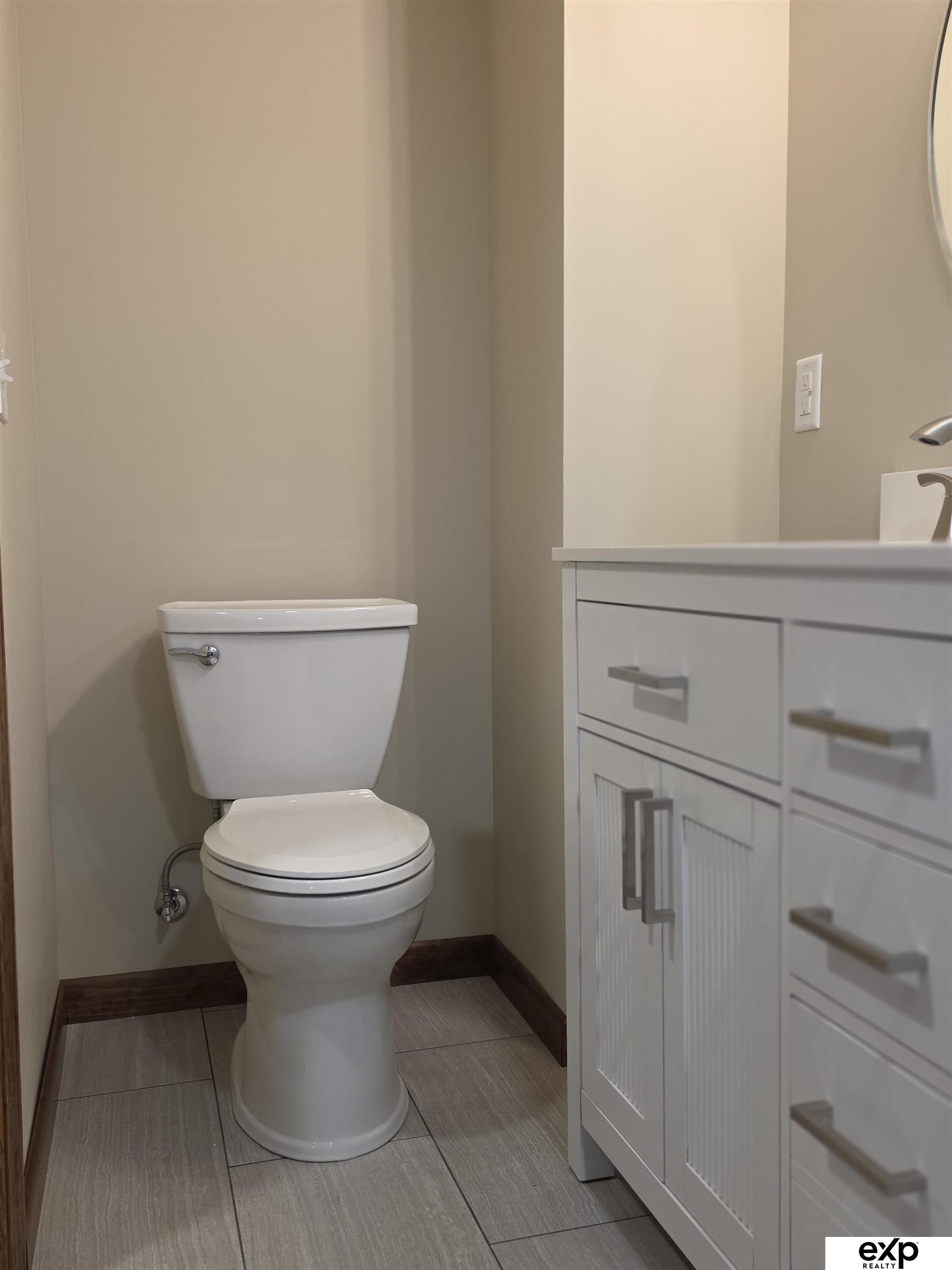 728 Eastridge Drive, Lincoln, NE, 68510