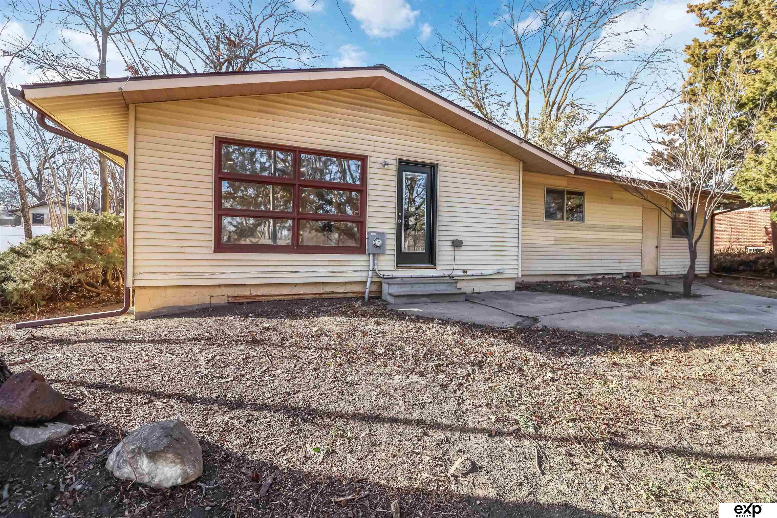 728 Eastridge Drive, Lincoln, NE, 68510