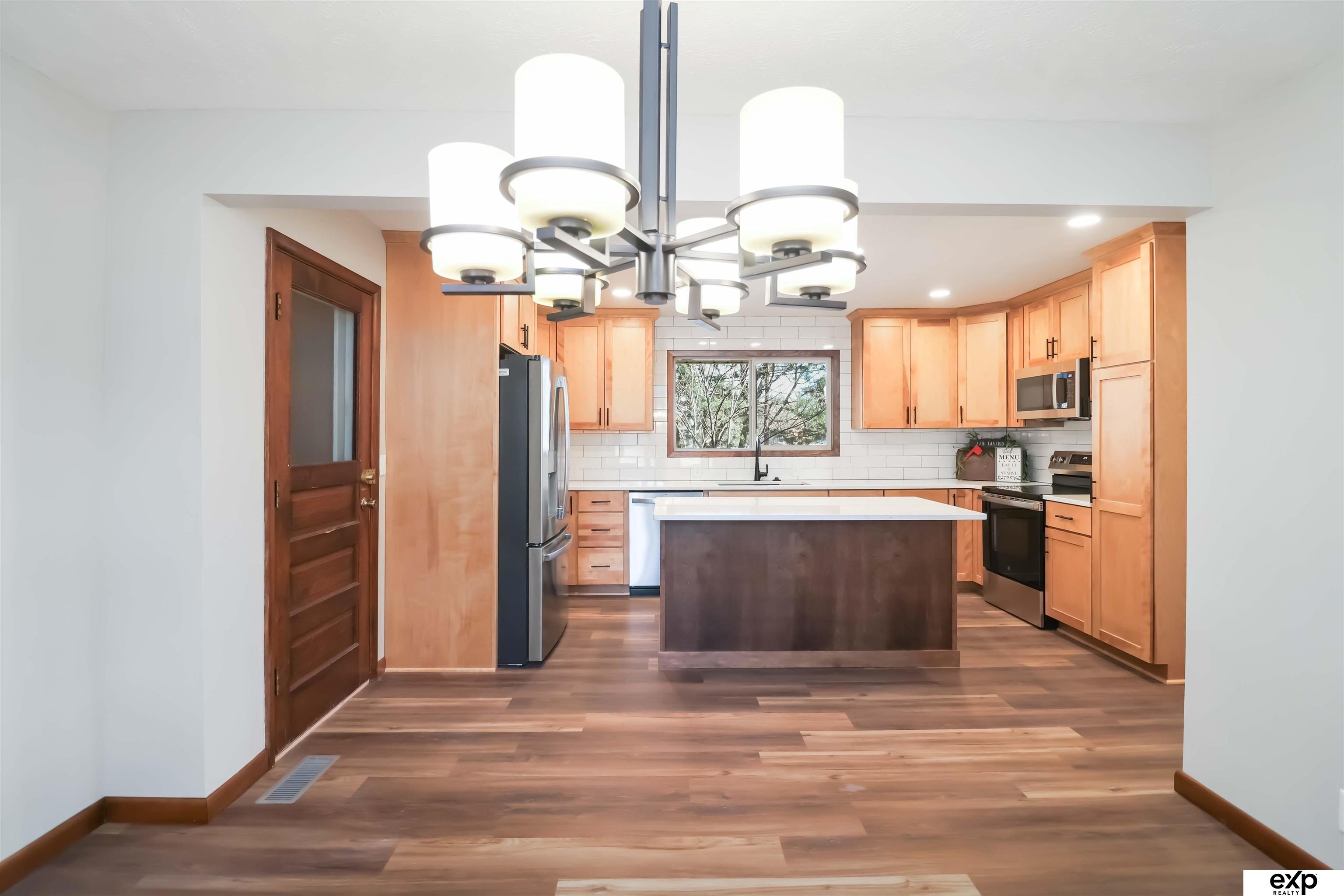 728 Eastridge Drive, Lincoln, NE, 68510