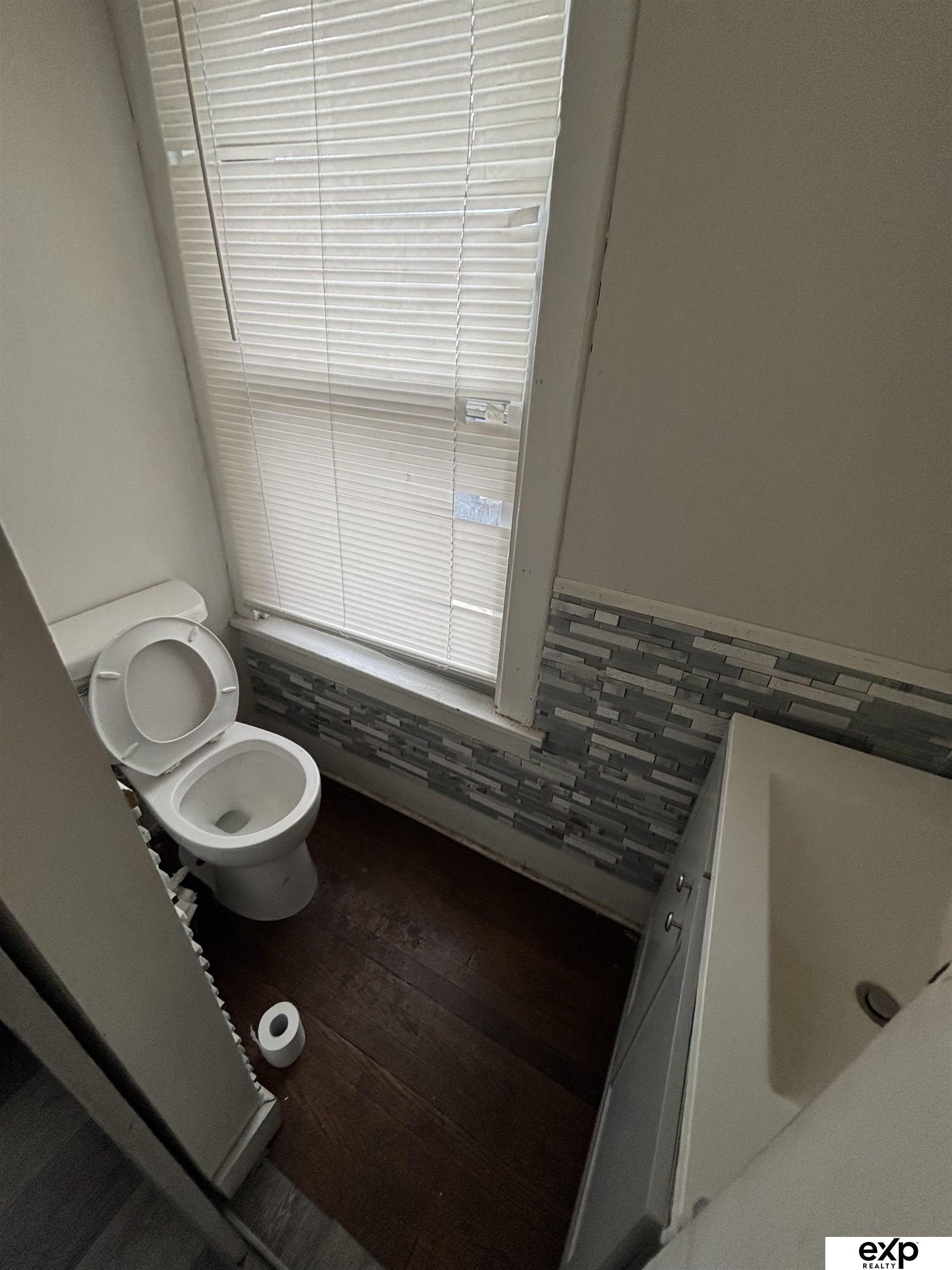 2216 Evans Street, Omaha, NE, 68110