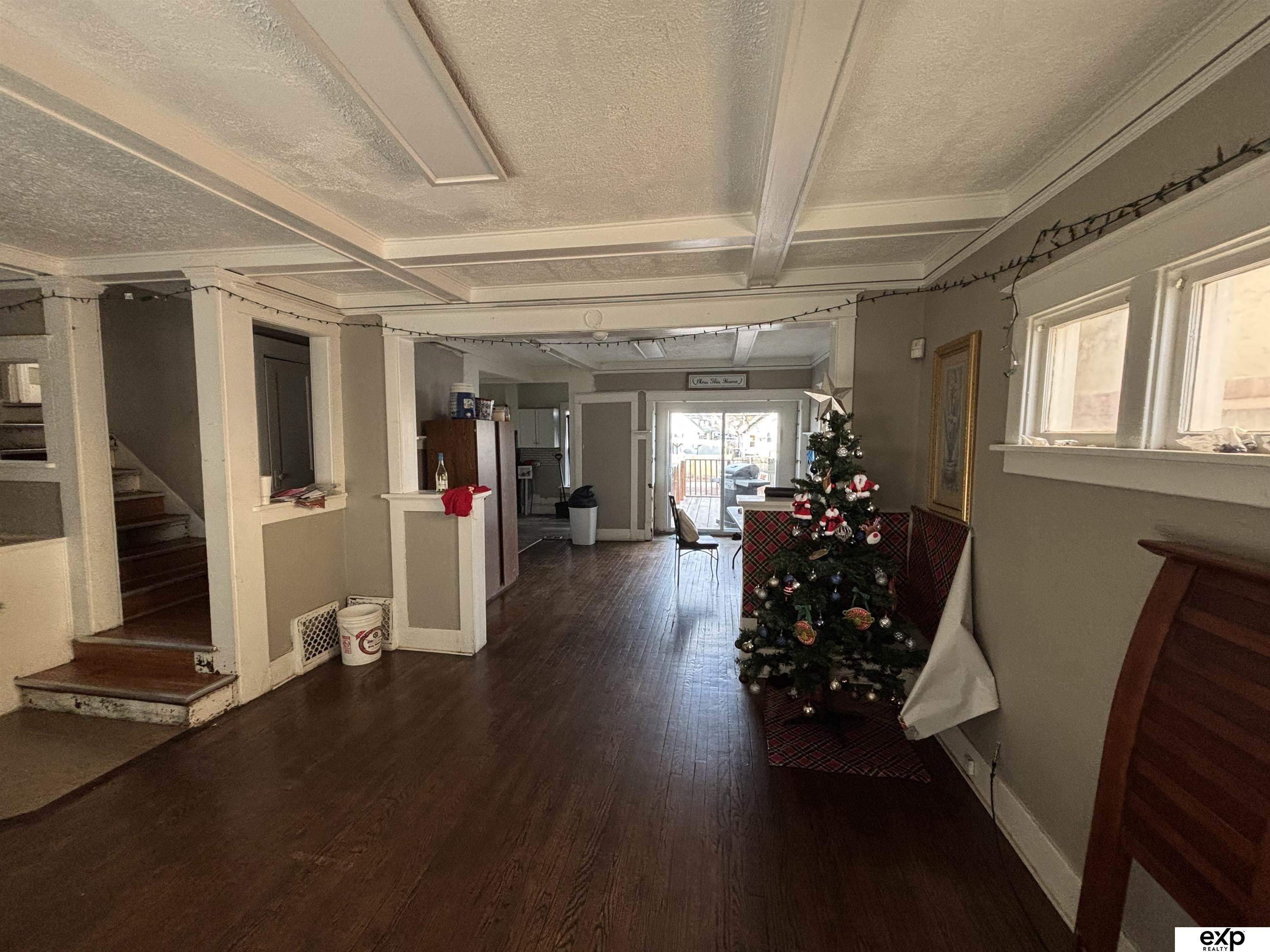 2216 Evans Street, Omaha, NE, 68110