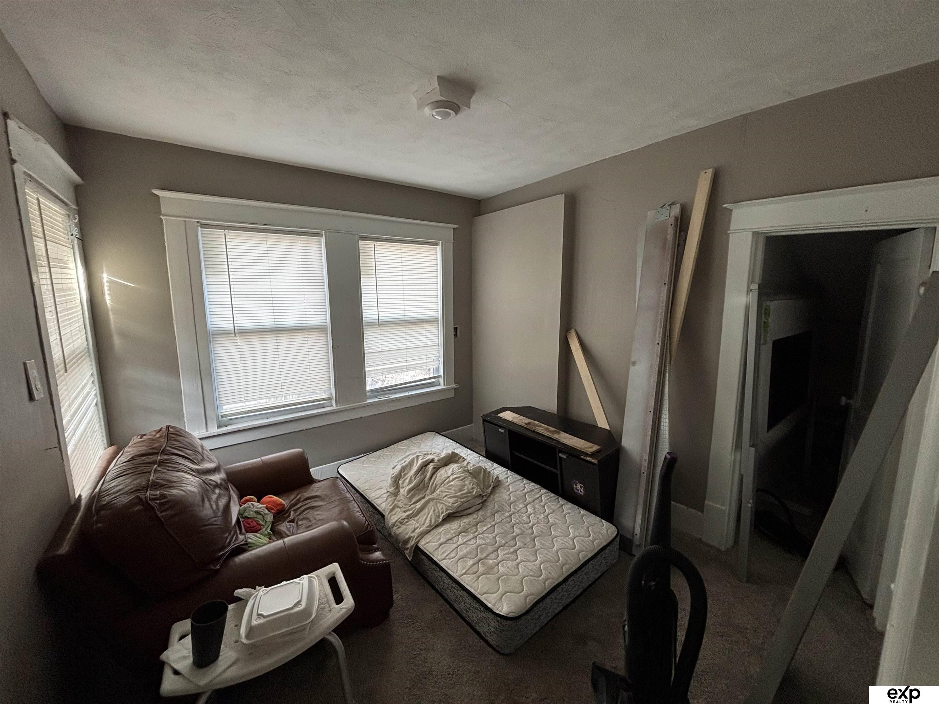 2216 Evans Street, Omaha, NE, 68110