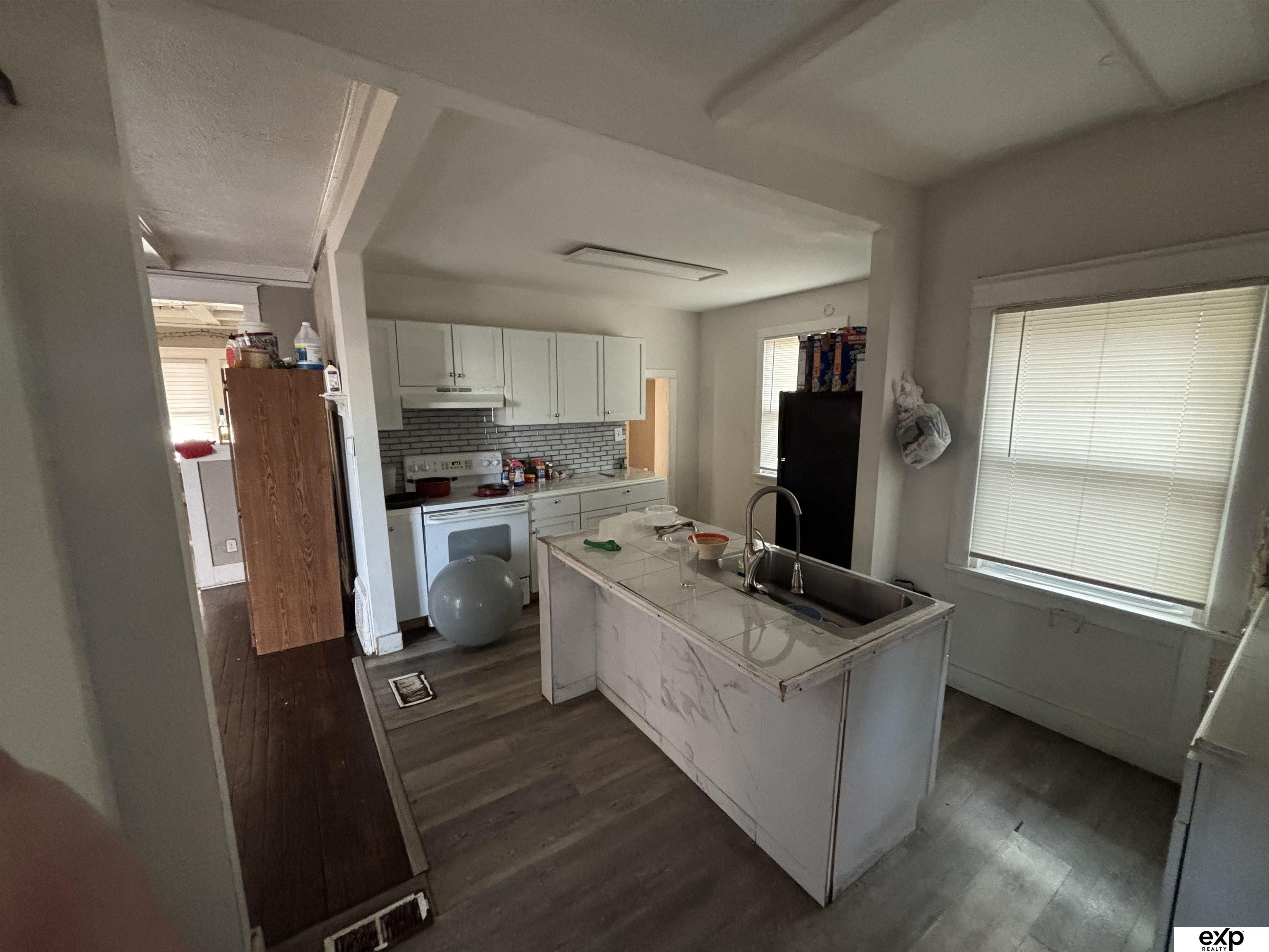 2216 Evans Street, Omaha, NE, 68110