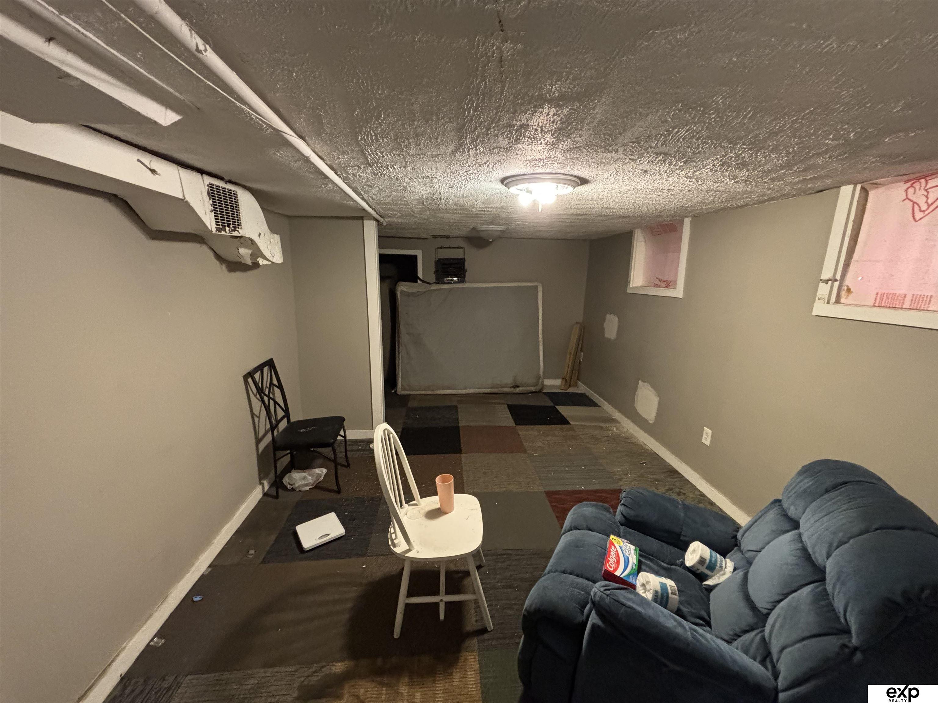 2216 Evans Street, Omaha, NE, 68110