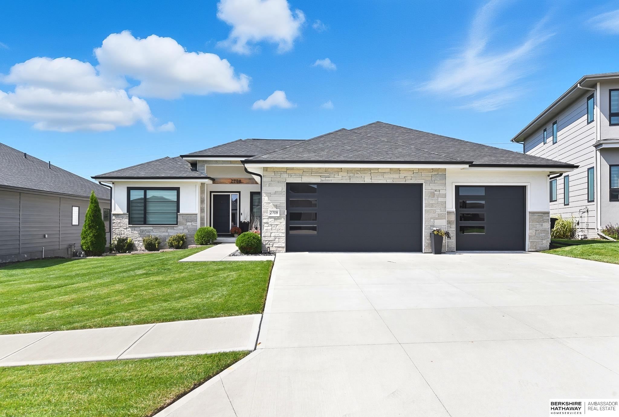 2730 N 182nd Avenue, Elkhorn, NE, 68022