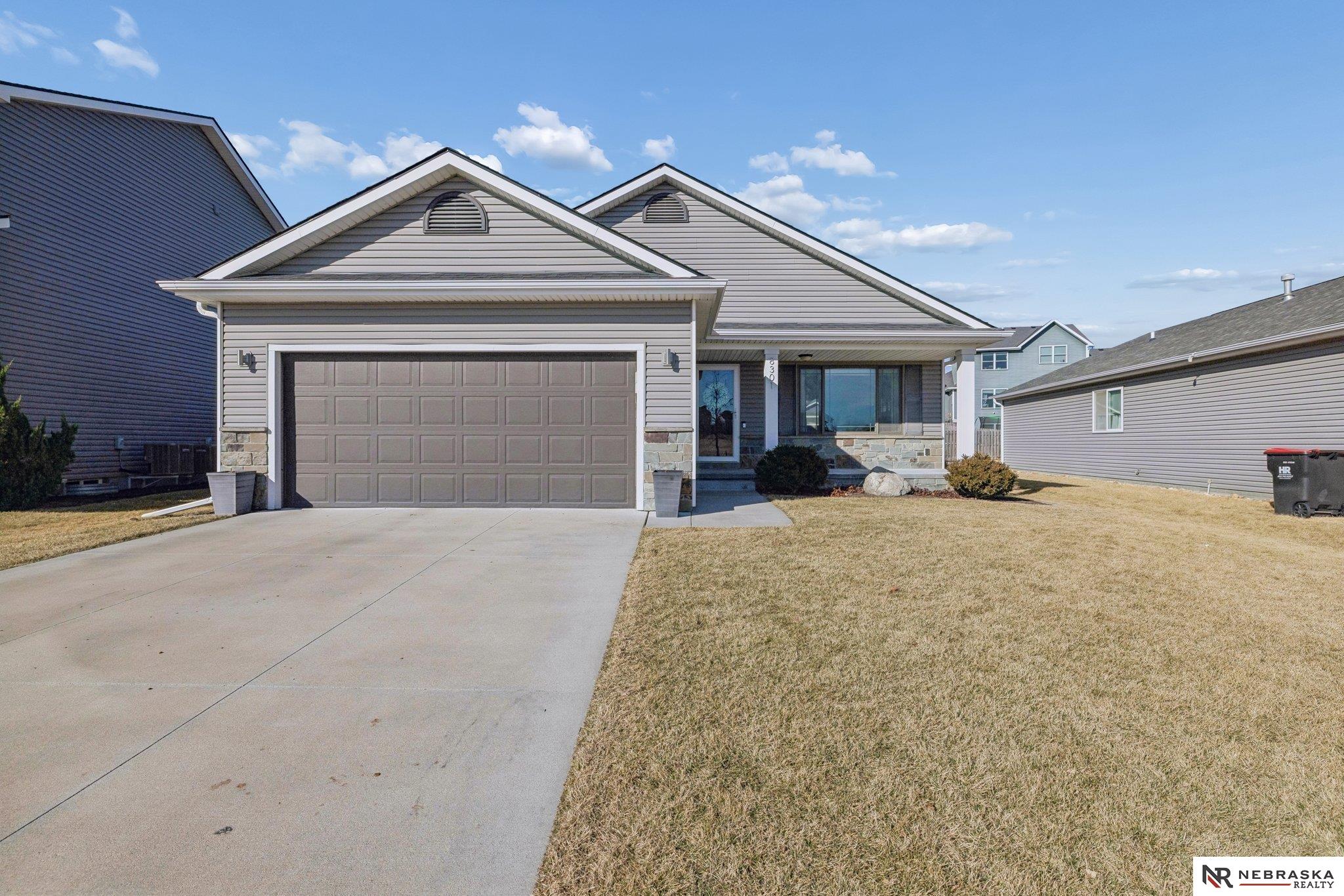 8230 57th Street, Lincoln, NE, 68516
